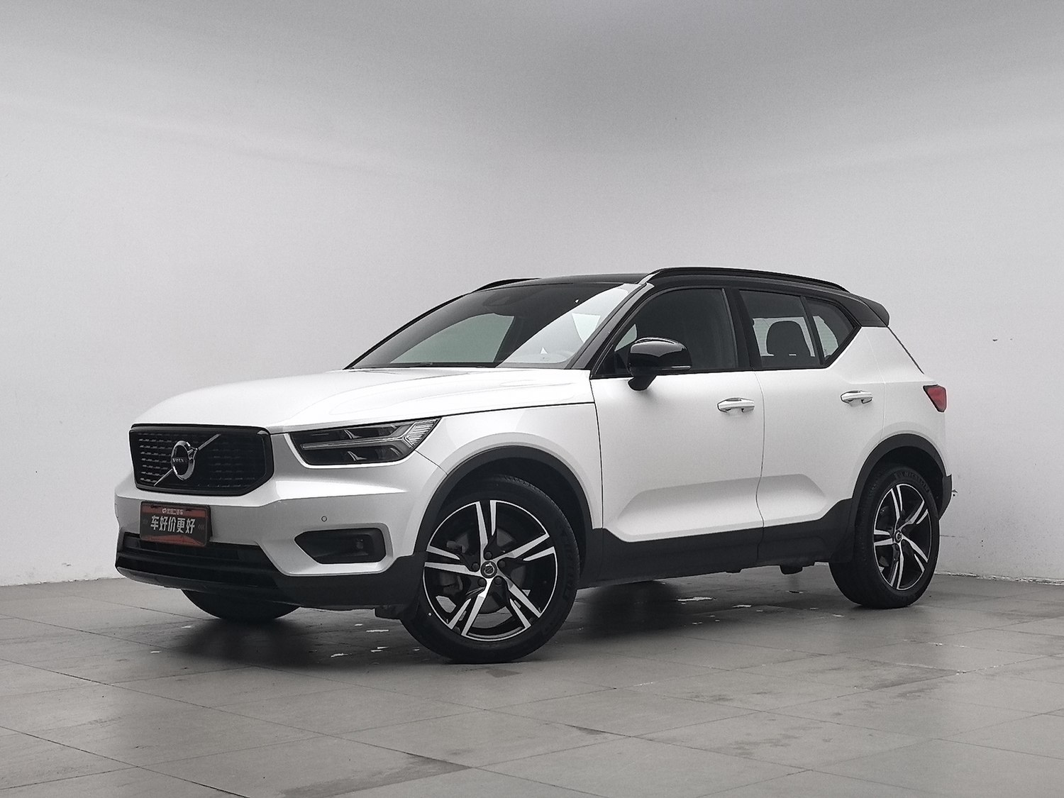 Used Volvo XC40 2021 2.0 AT