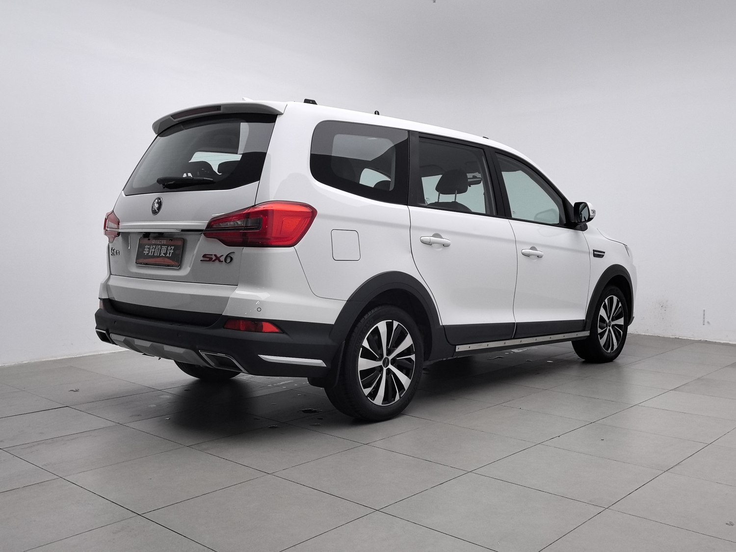Used Dongfeng Forthing SX6 2022 1.6 MT