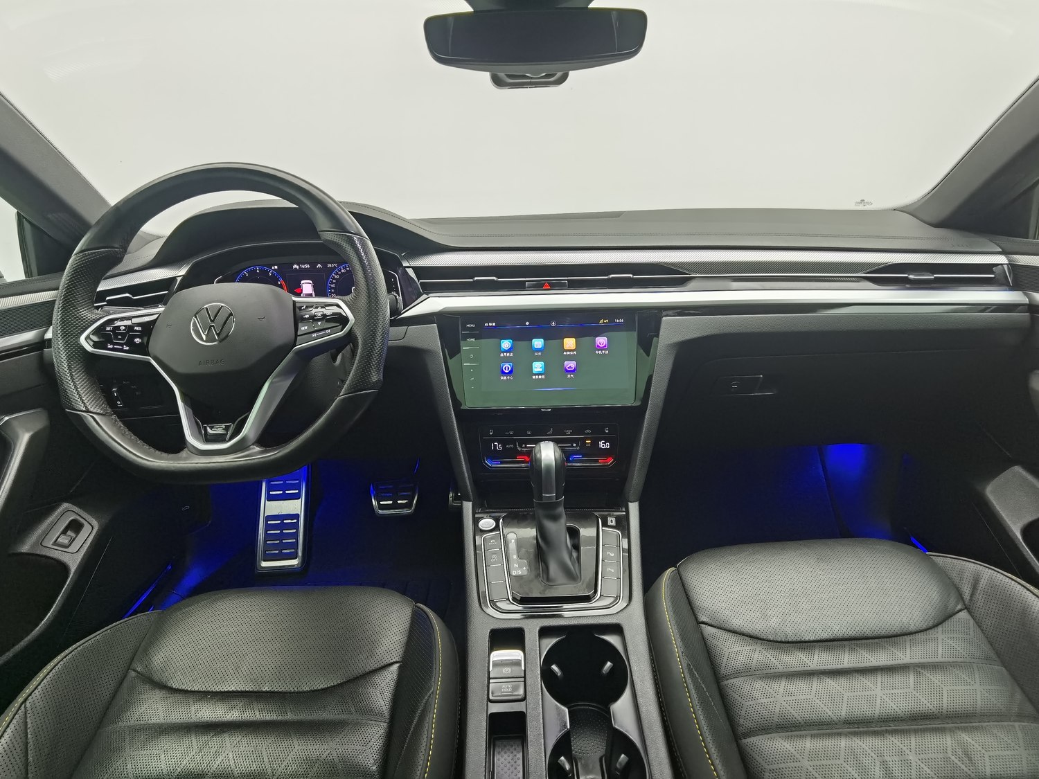 Подержанный Volkswagen CC 2021 года выпуска, 2.0 AT