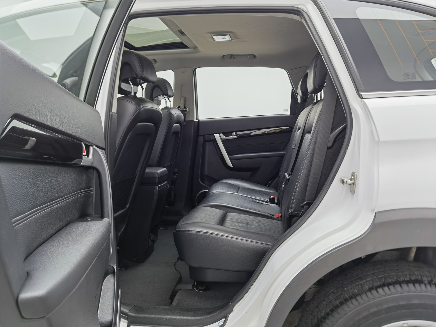 Used Chevrolet Captiva 2014 2.4 AT
