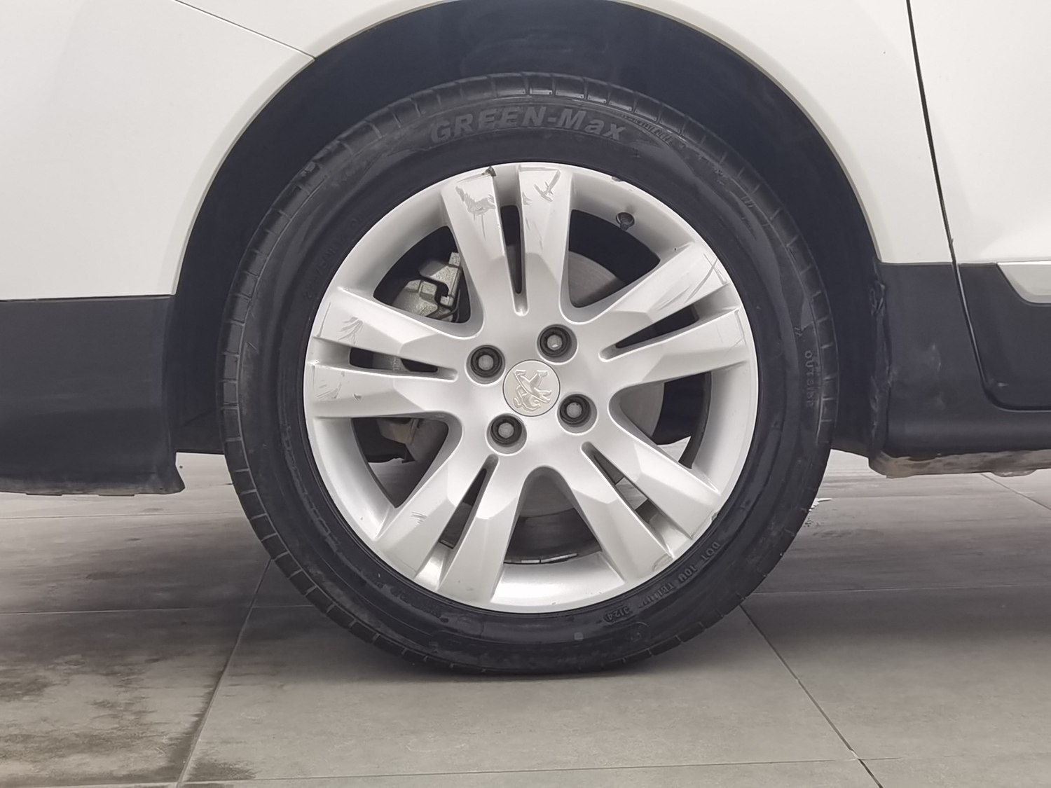 Used Peugeot 3008 2018 1.6 AT