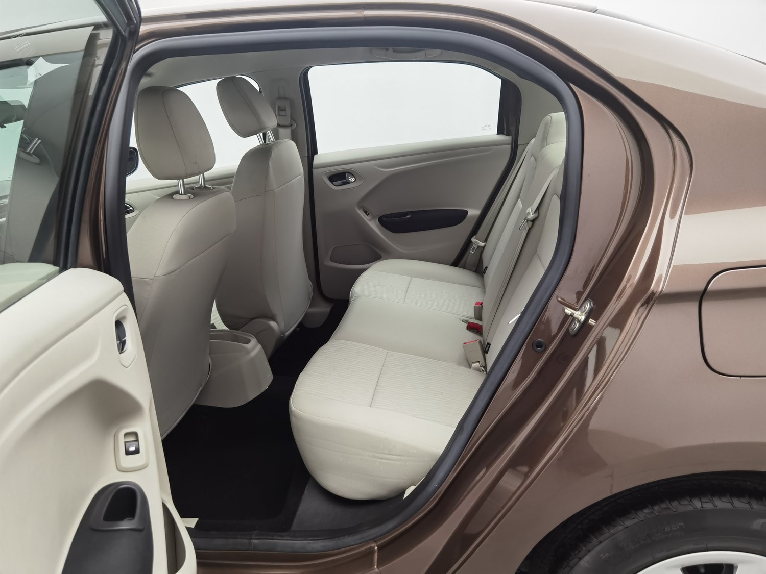 Used Citroen Elysée 2014 1.6 MT