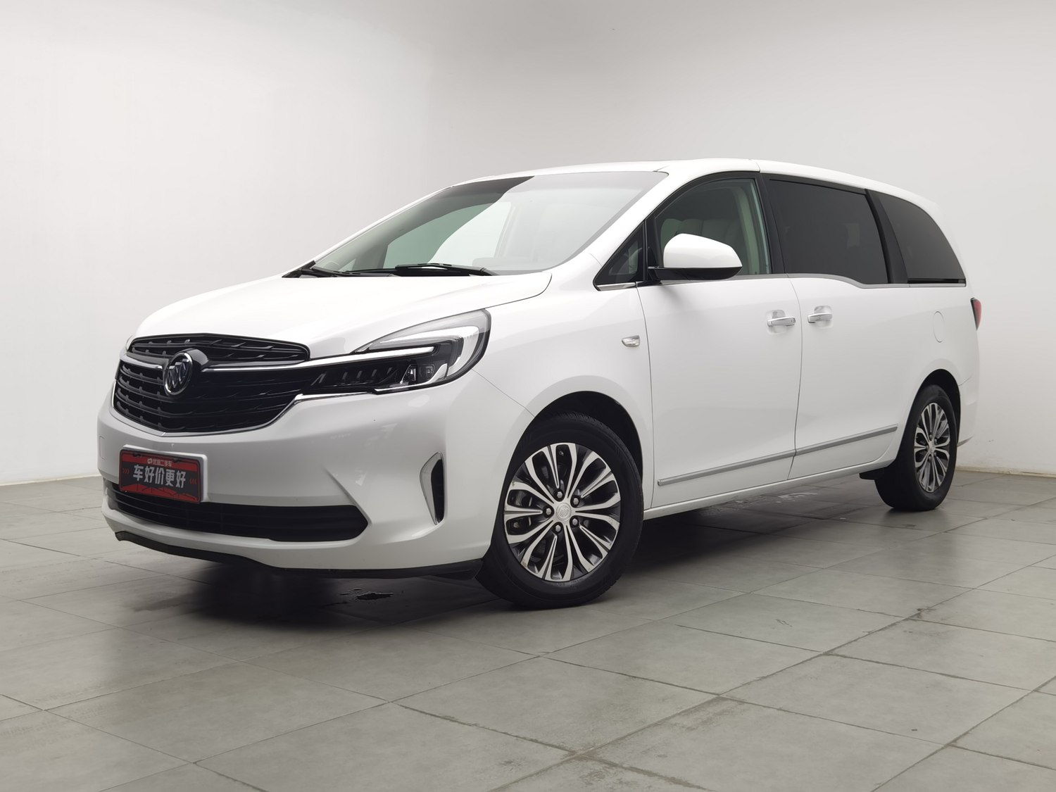 Used Buick GL8 2022 2.0 AT