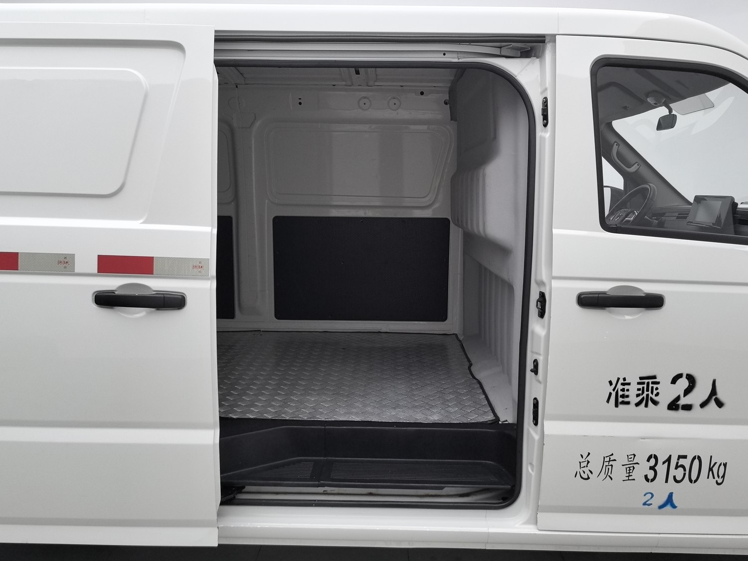 Used Dongfeng Yufeng EM27 2024