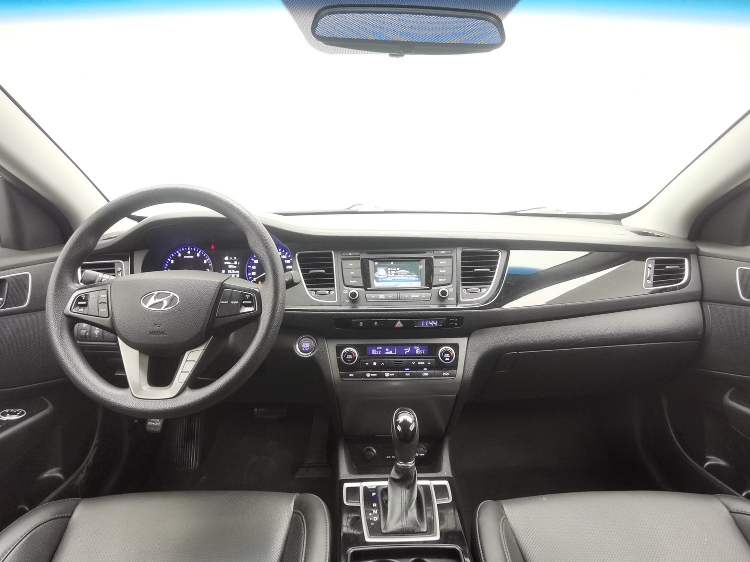 б/у Hyundai Mistra 2014 1.8 AT