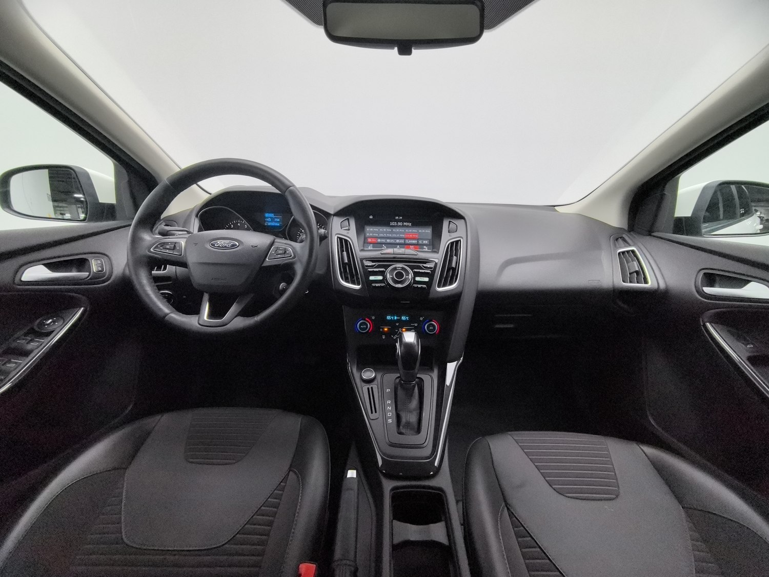 Used Ford Focus 2017 1.6 AT