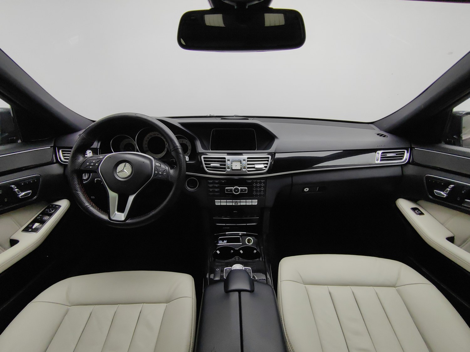 Used Mercedes-Benz E-Class 2014 3.0 AT
