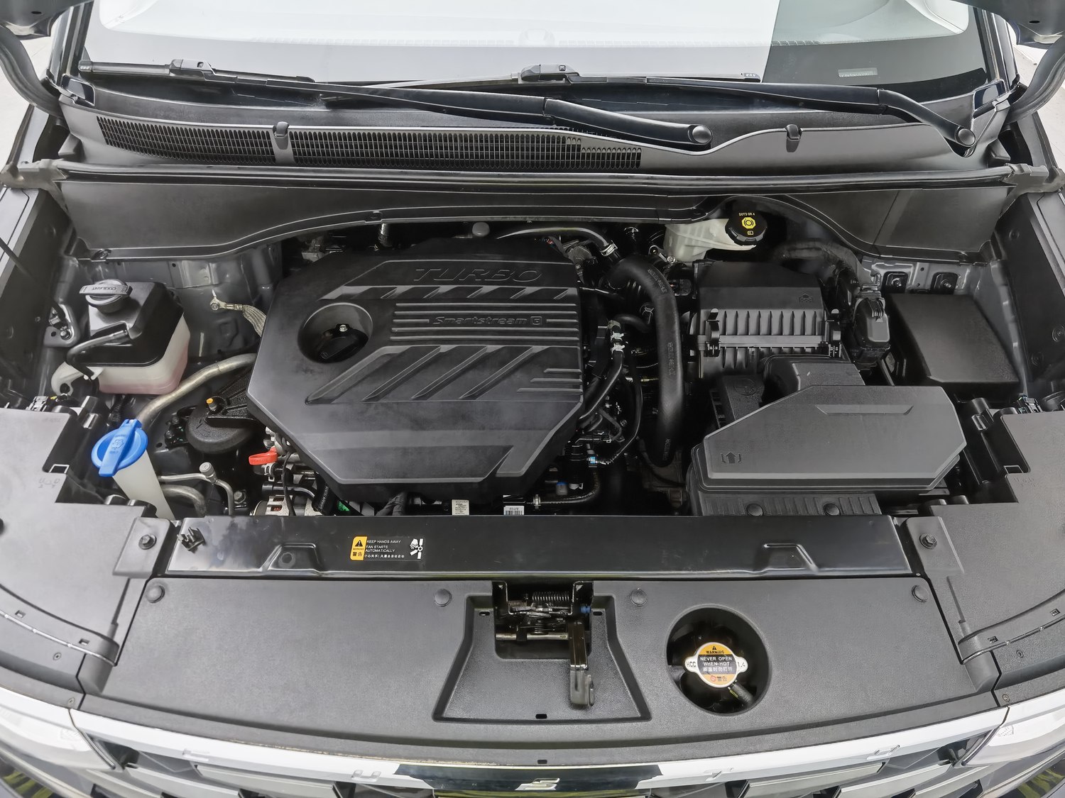 Used Hyundai Custo 2021 2.0 AT