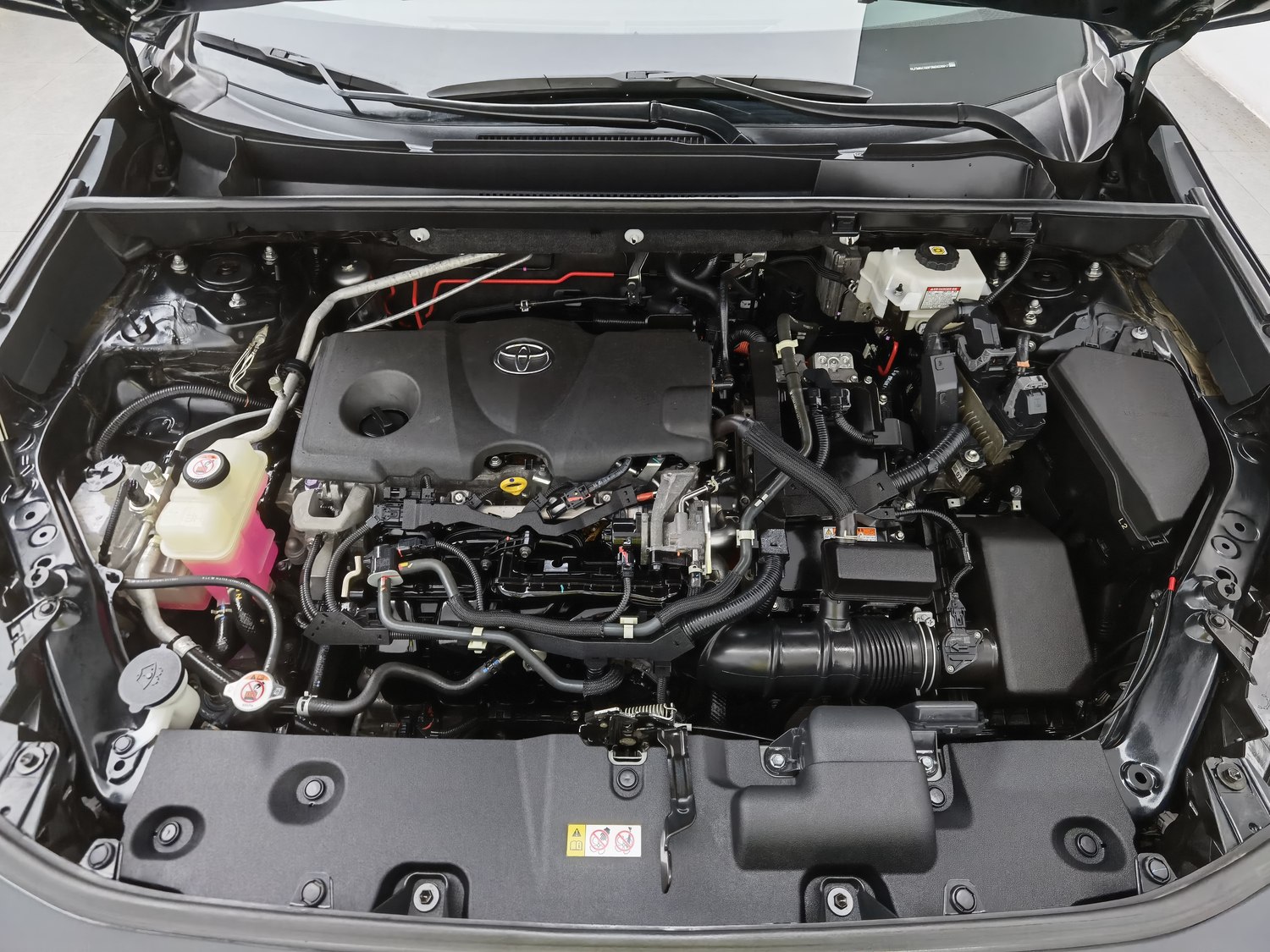 Used Toyota RAV4 2021 2.5 AT