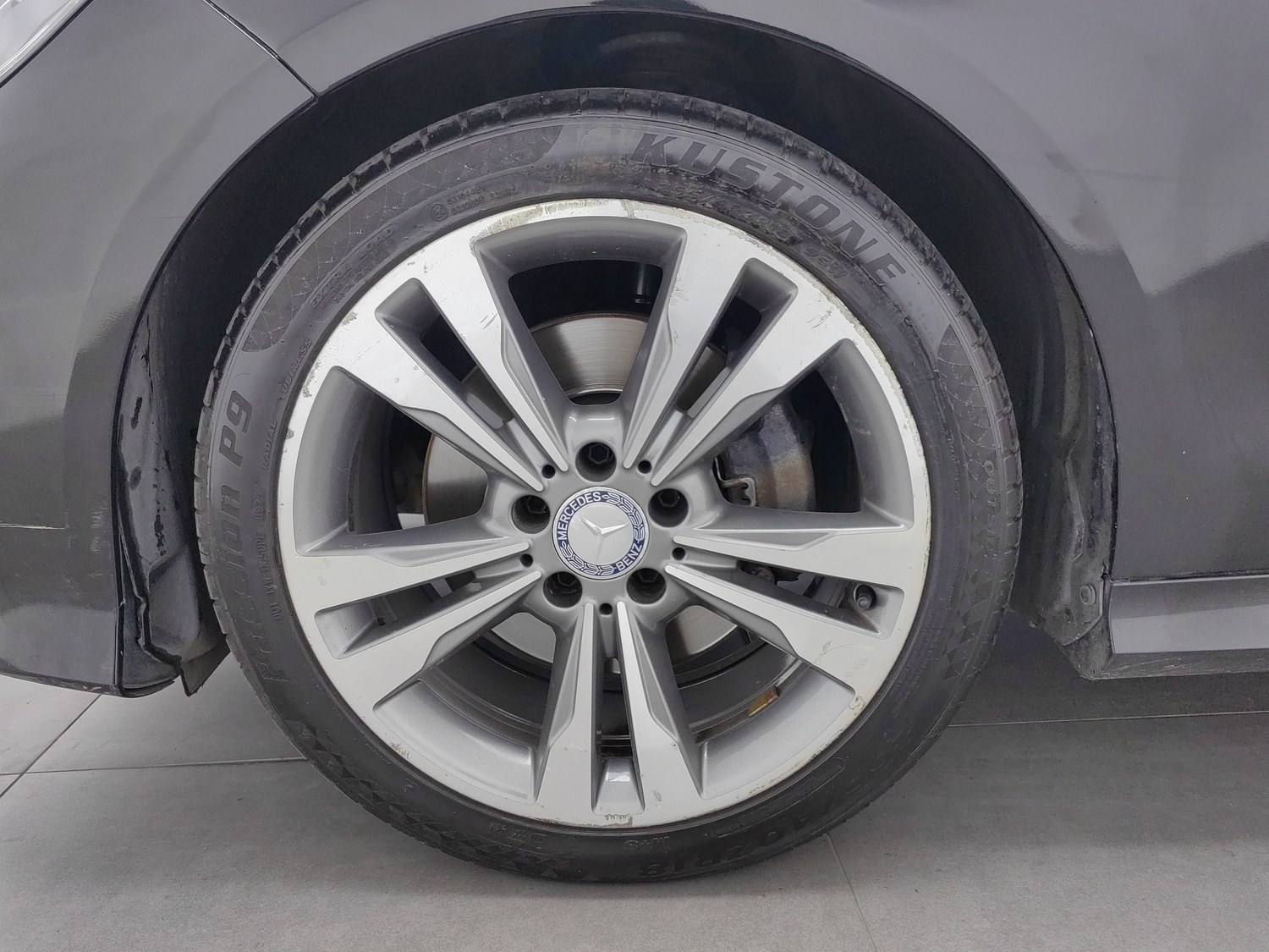 Used Mercedes-Benz E-Class 2014 3.0 AT
