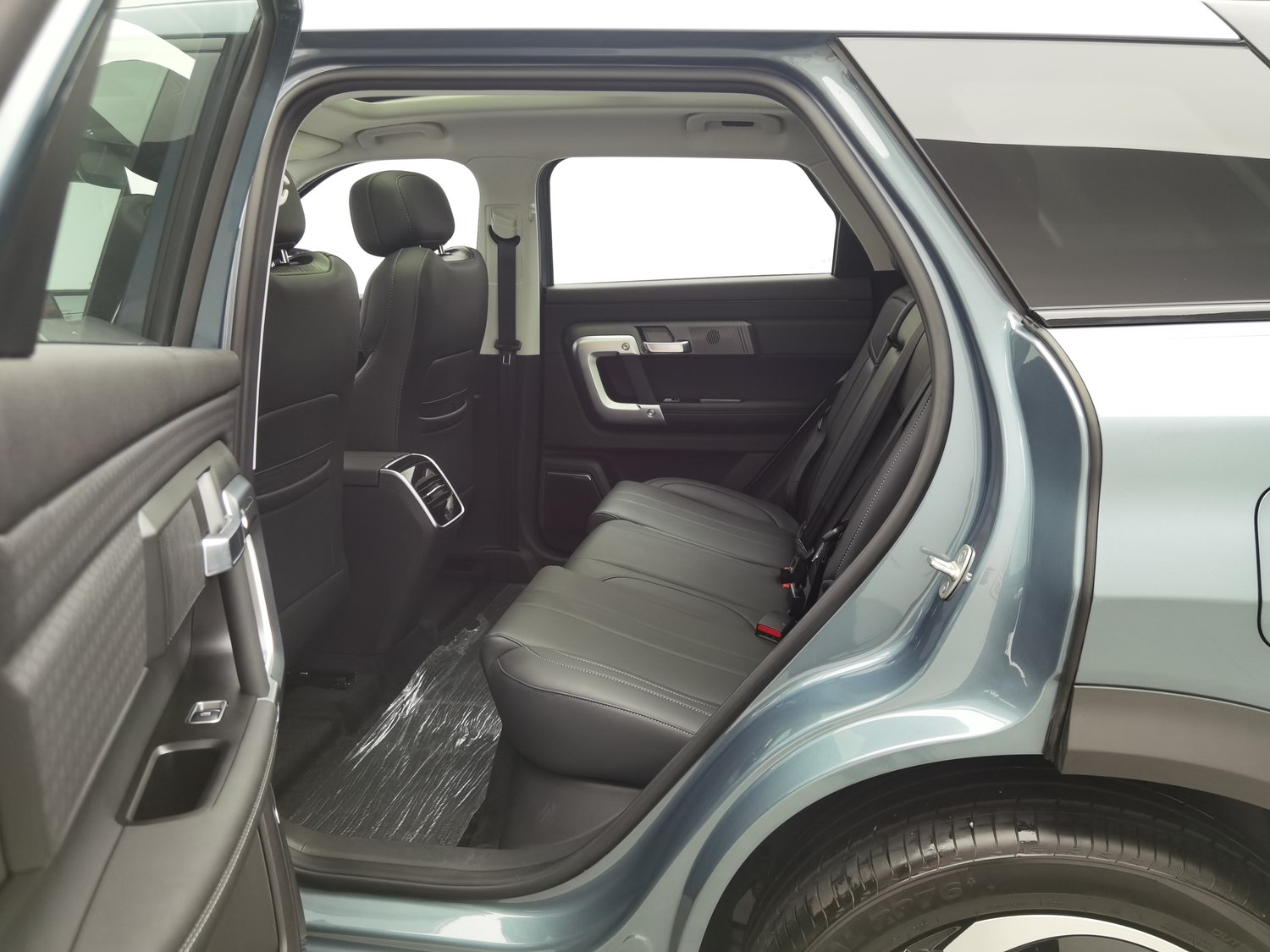 Подержанный Chery Explore 06 C-DM 2024 1.5 AT