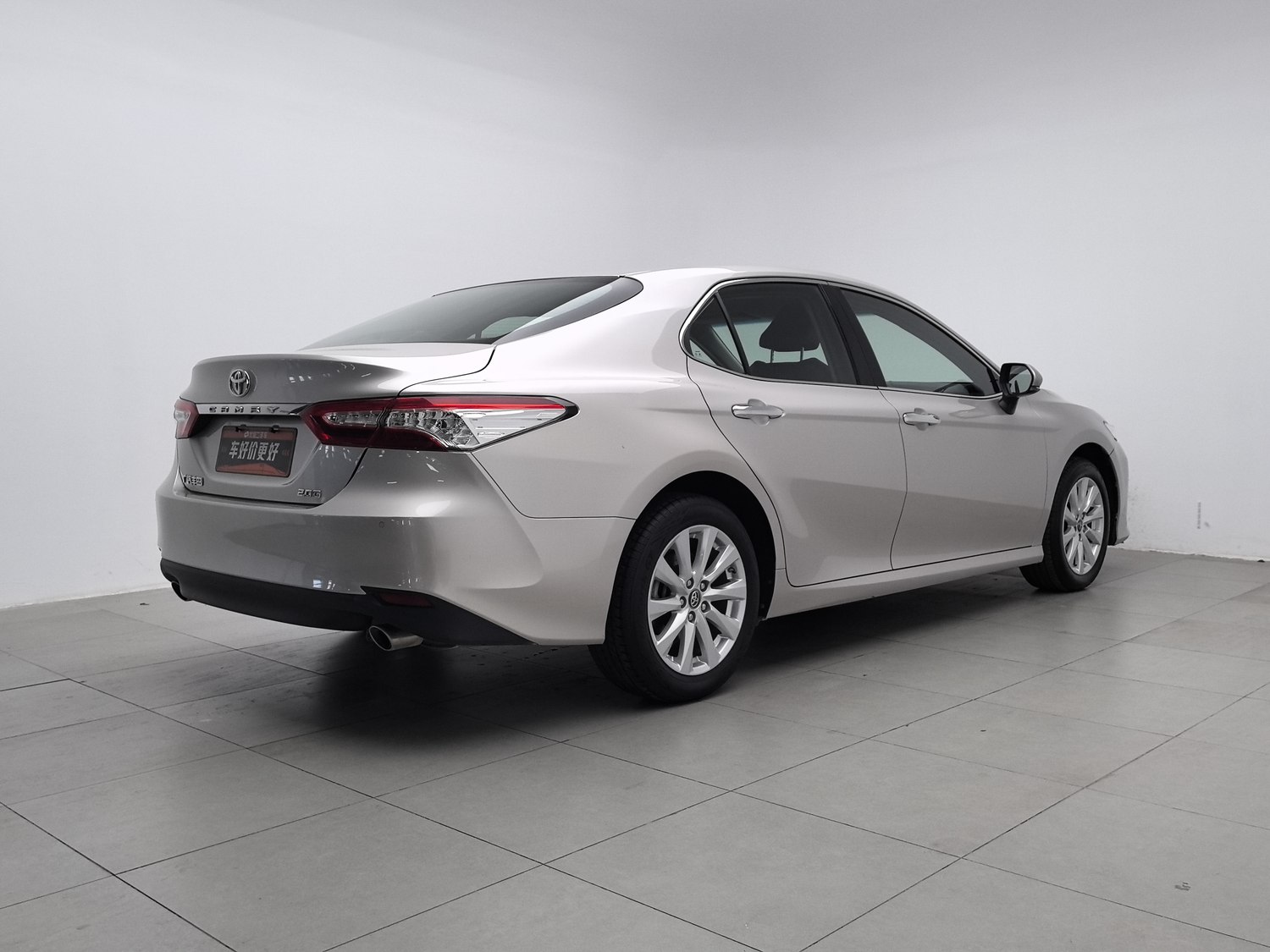 Used Toyota Camry 2019 2.0 AT