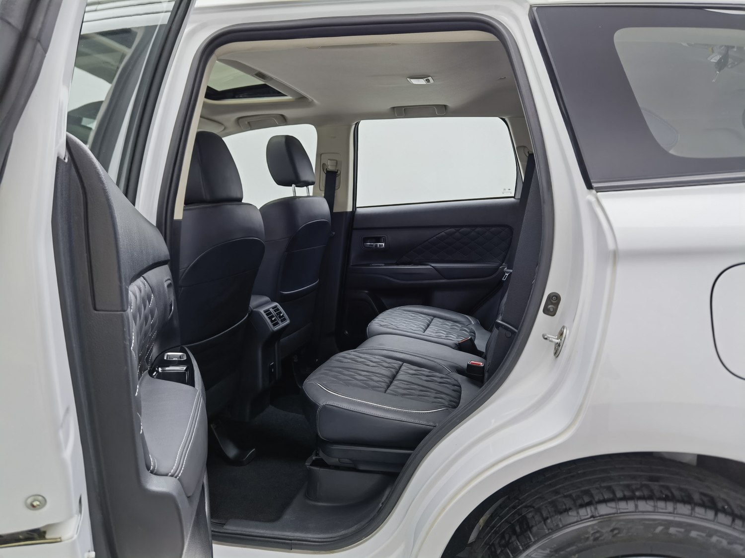 Used Mitsubishi Outlander 2021 2.0 AT