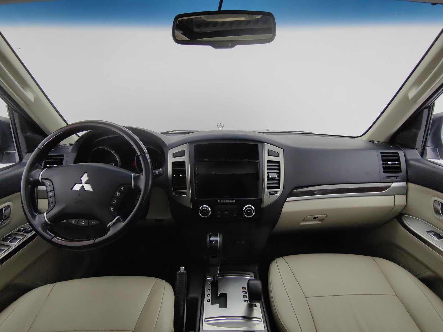 Used Mitsubishi Pajero (Import) 2017 3.8 AT
