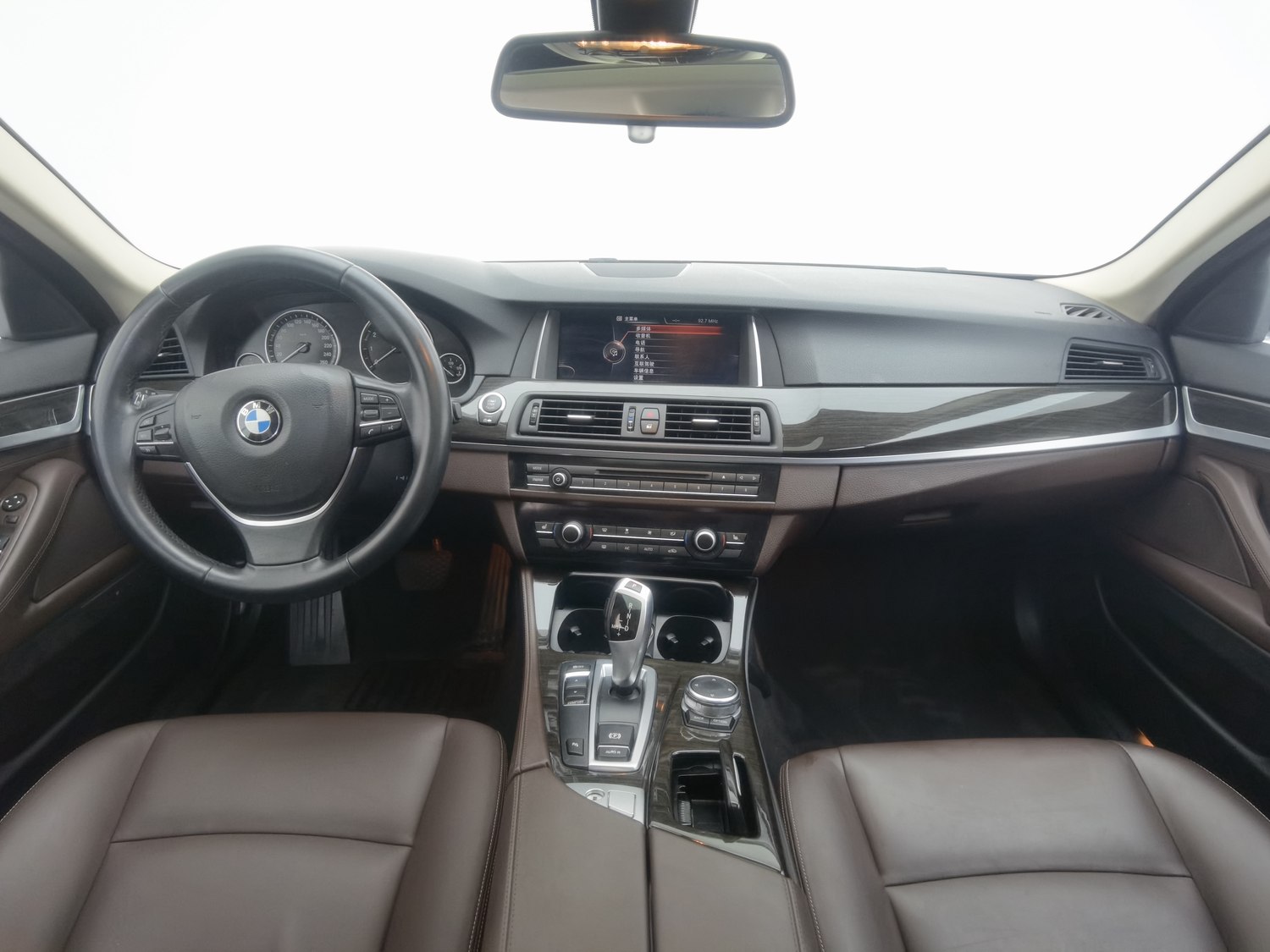 Подержанный BMW THE5 2014 года выпуска, 2.0 AT