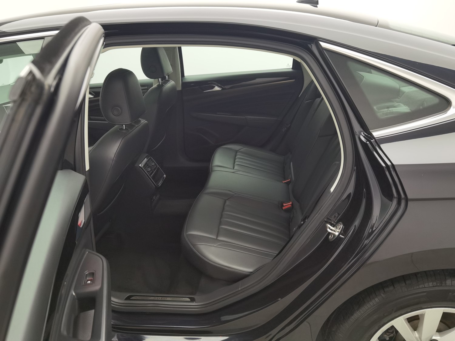 Used Volkswagen Passat 2020 1.4 AT