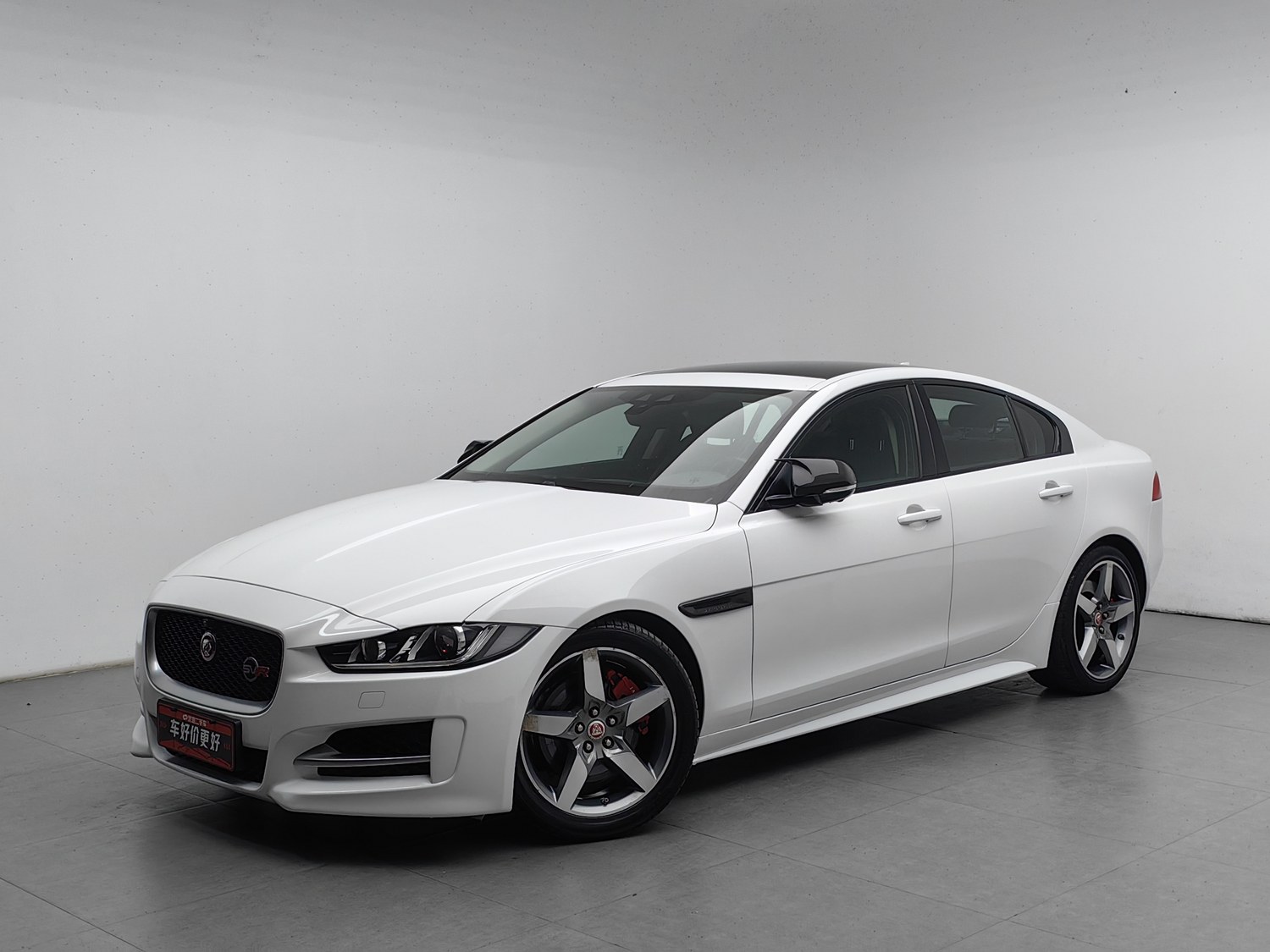 Used Jaguar XE 2017 2.0 AT