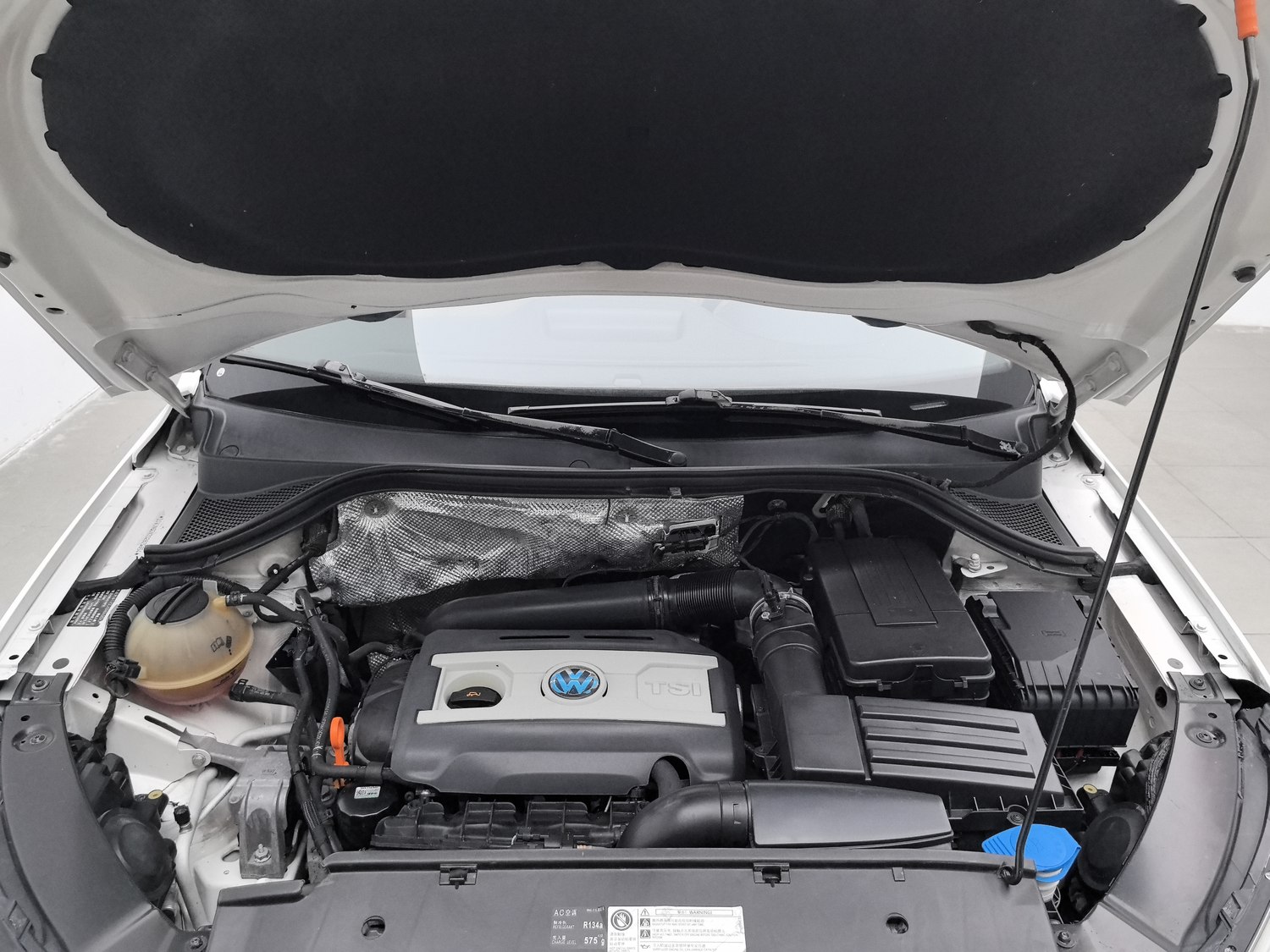 Used Volkswagen Tiguan 2012 2.0 AT
