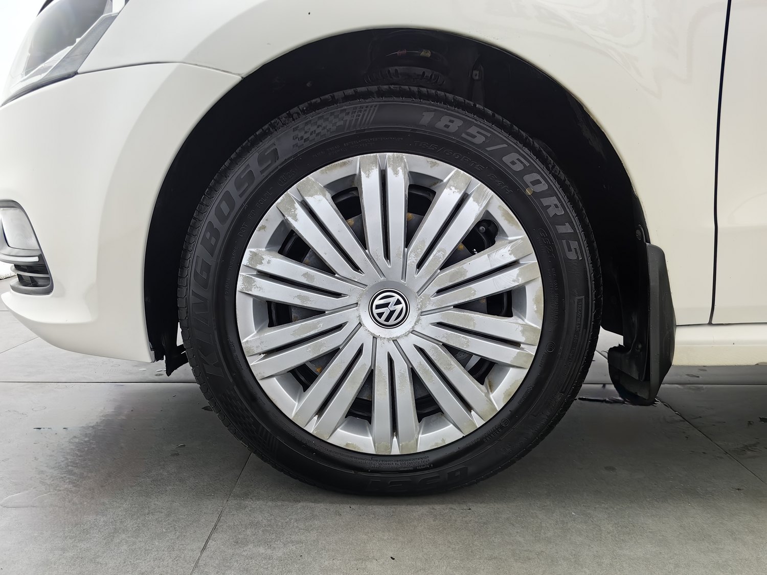 Подержанный Volkswagen Polo 2016 года выпуска, 1.6 AT