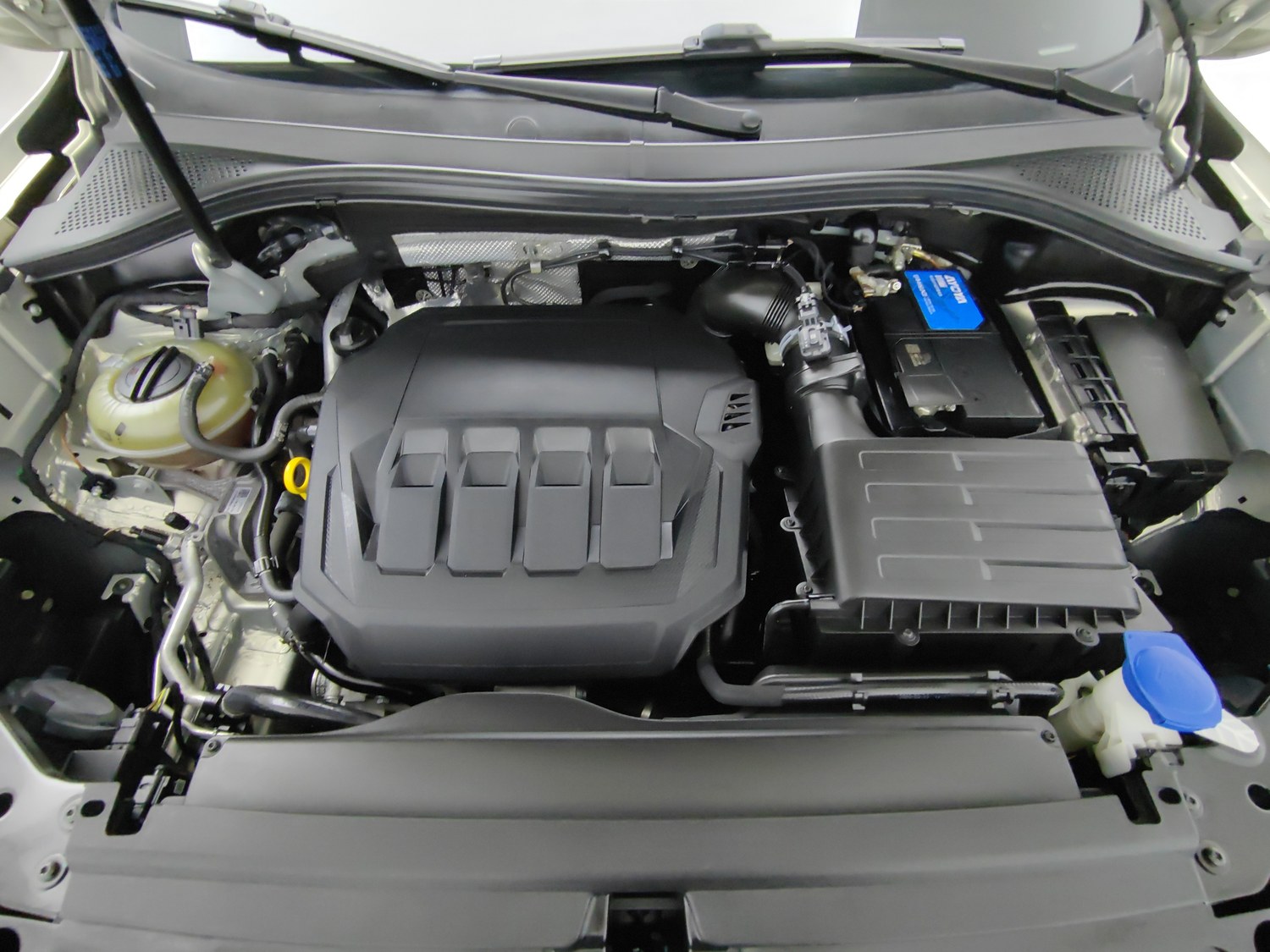 Used Volkswagen Tiguan L 2021 2.0 AT