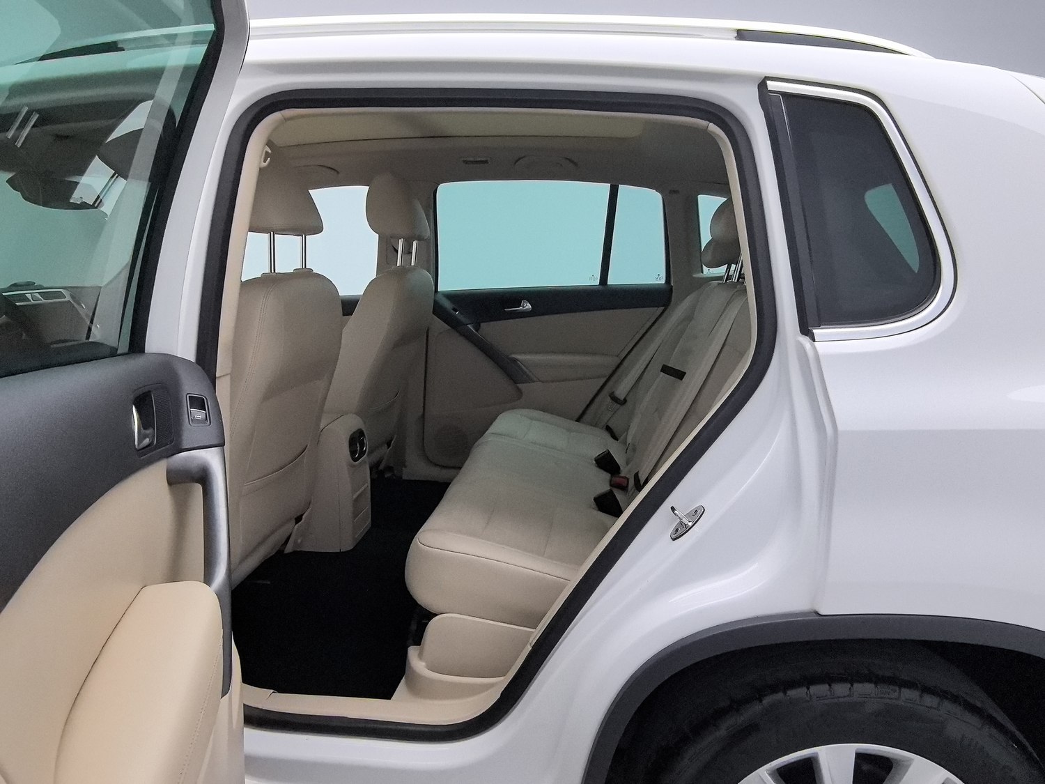 Used Volkswagen Tiguan 2012 2.0 AT