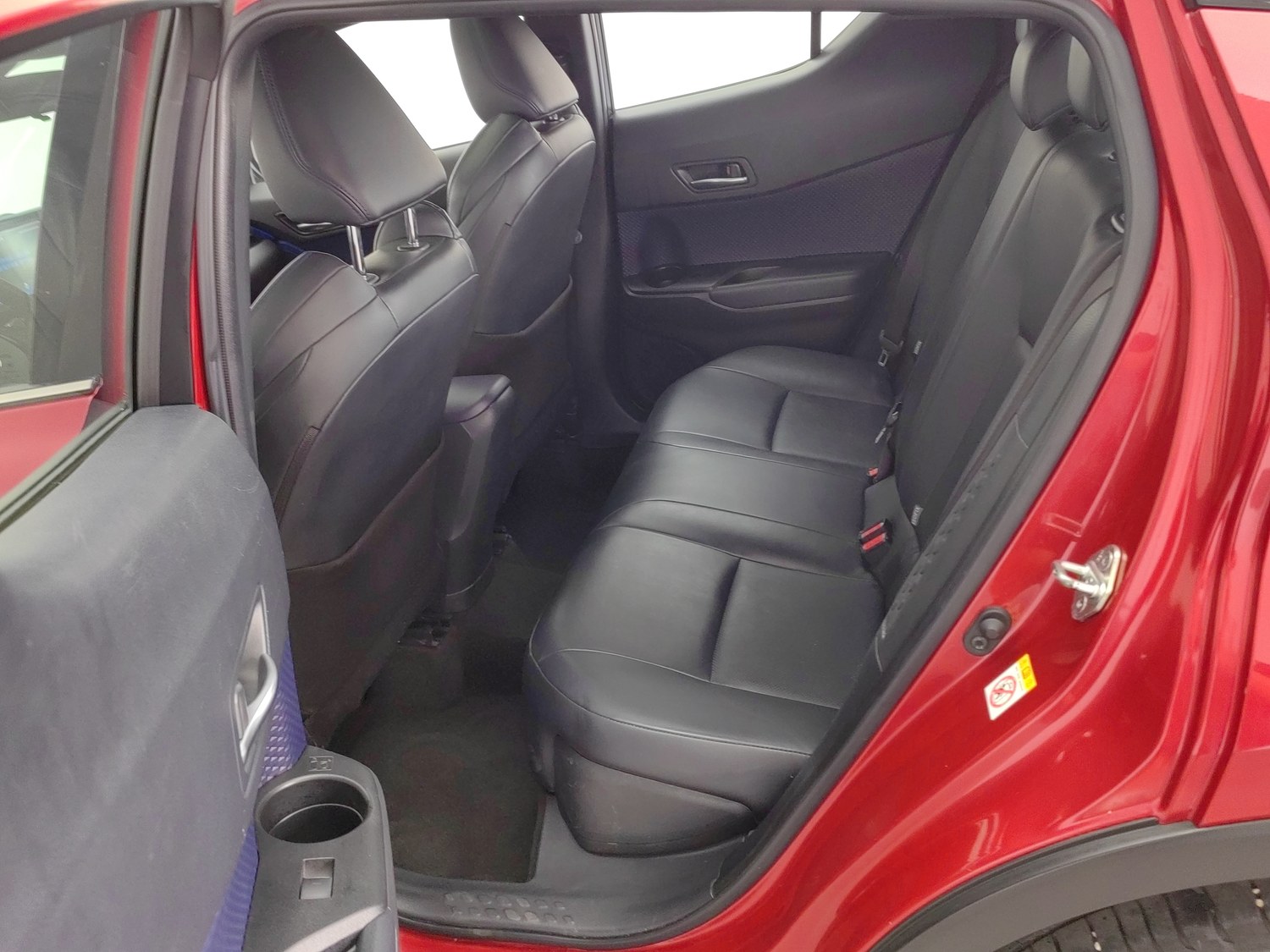 Used Toyota C-HR 2020 2.0 AT