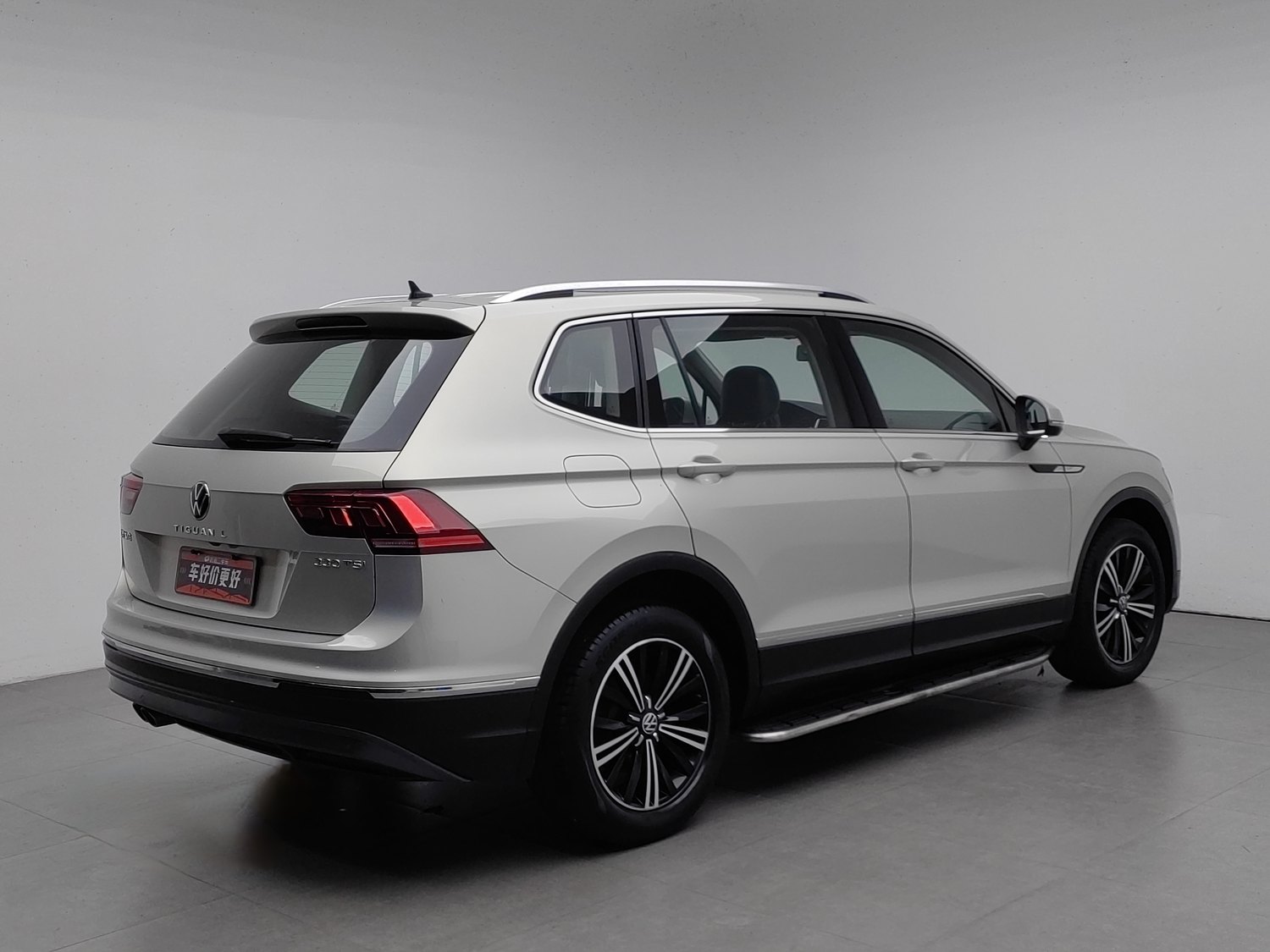 Used Volkswagen Tiguan L 2021 2.0 AT