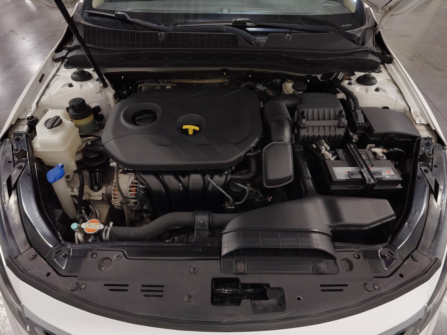 Used Kia K5 2015 2.0 AT