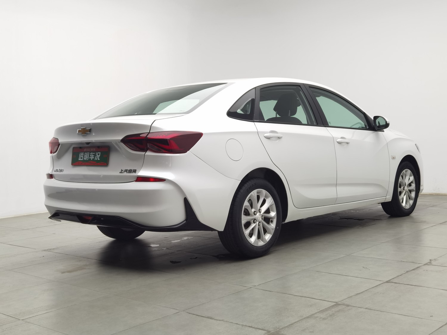 Used Chevrolet Monza 2024 1.5 AT
