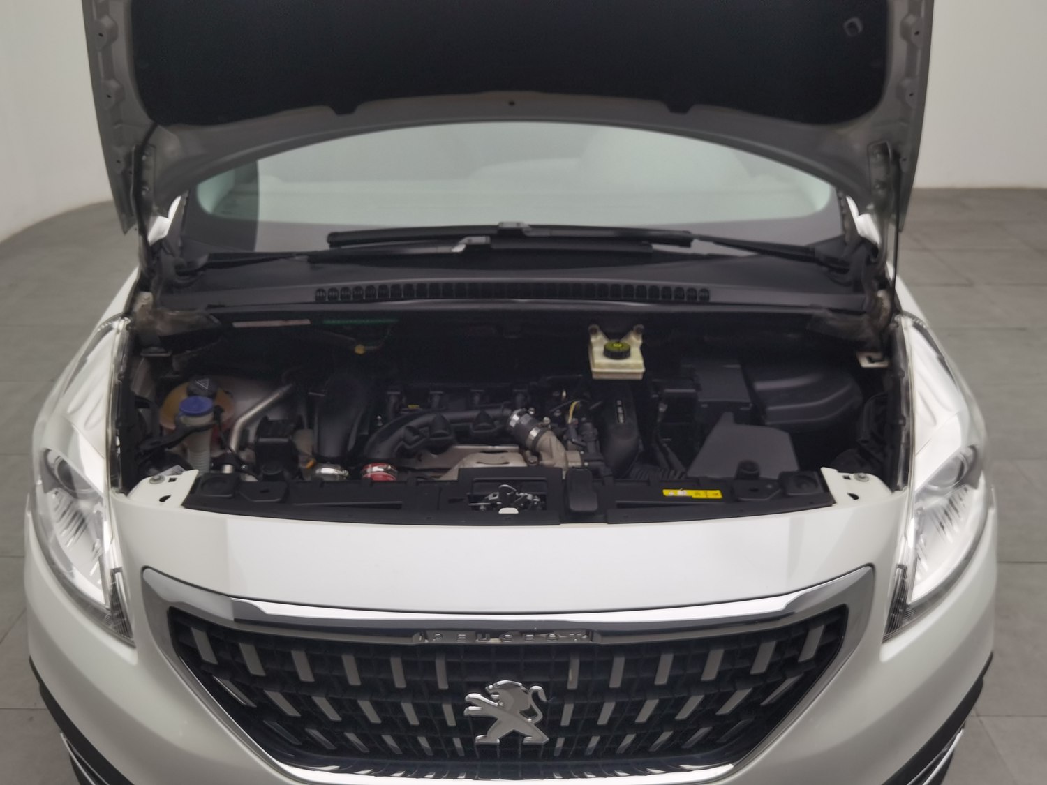 Used Peugeot 3008 2018 1.6 AT