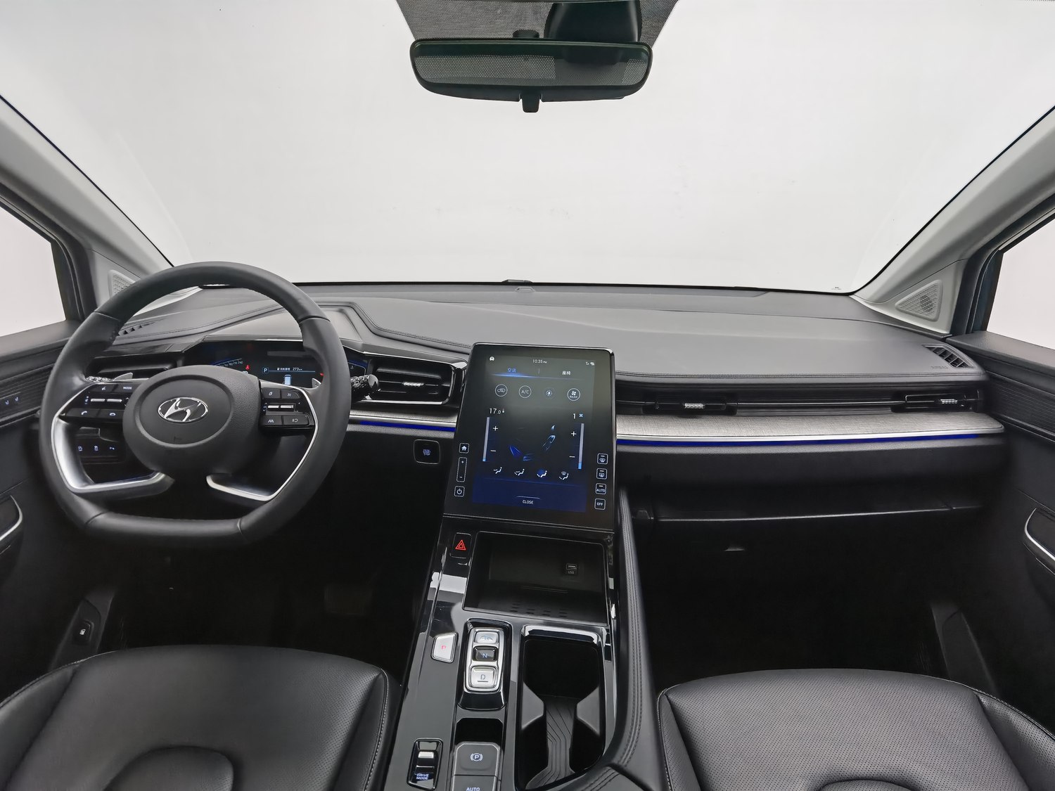 Used Hyundai Custo 2021 2.0 AT