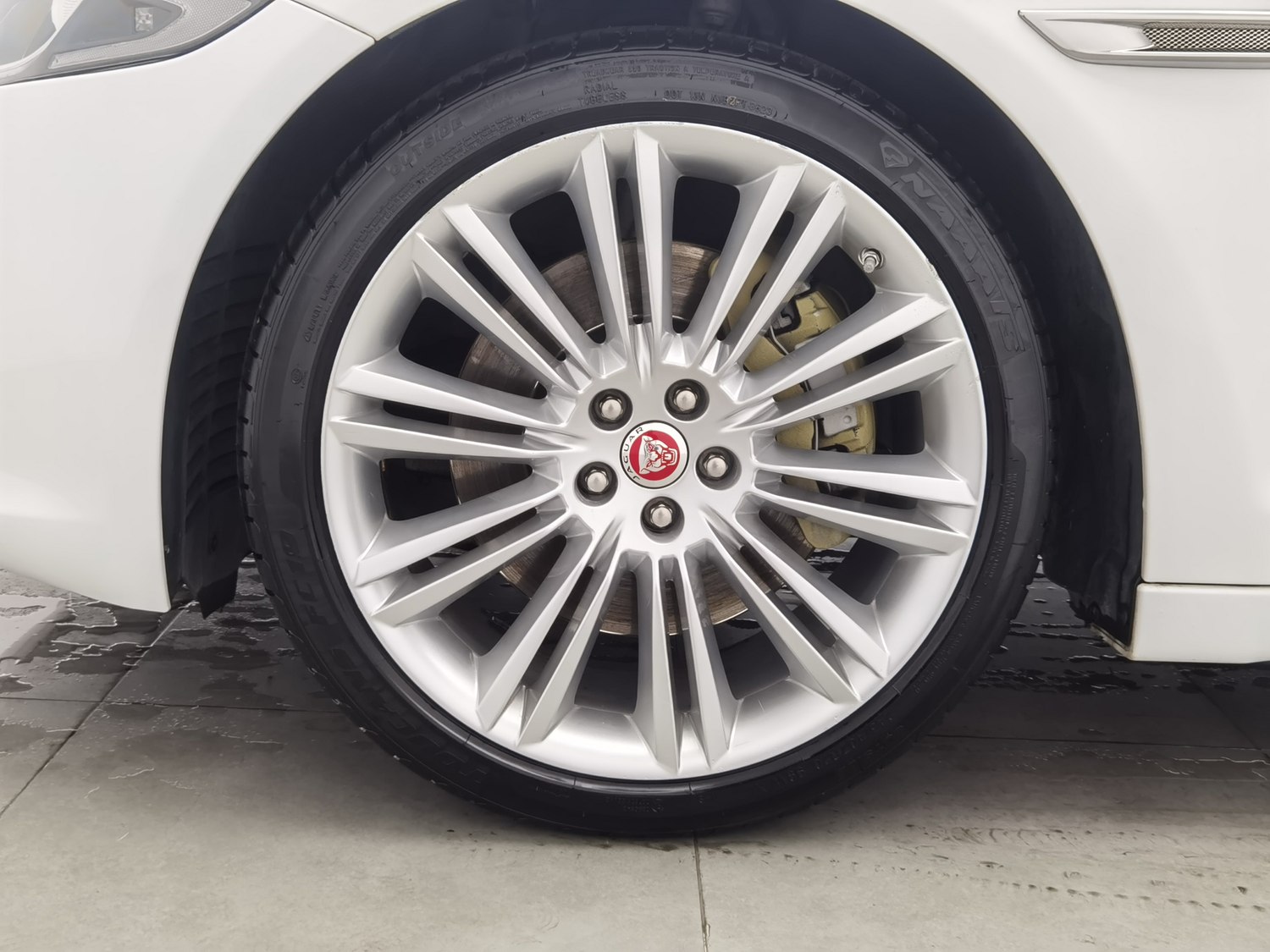 Used Jaguar XJ 2018 3.0 AT