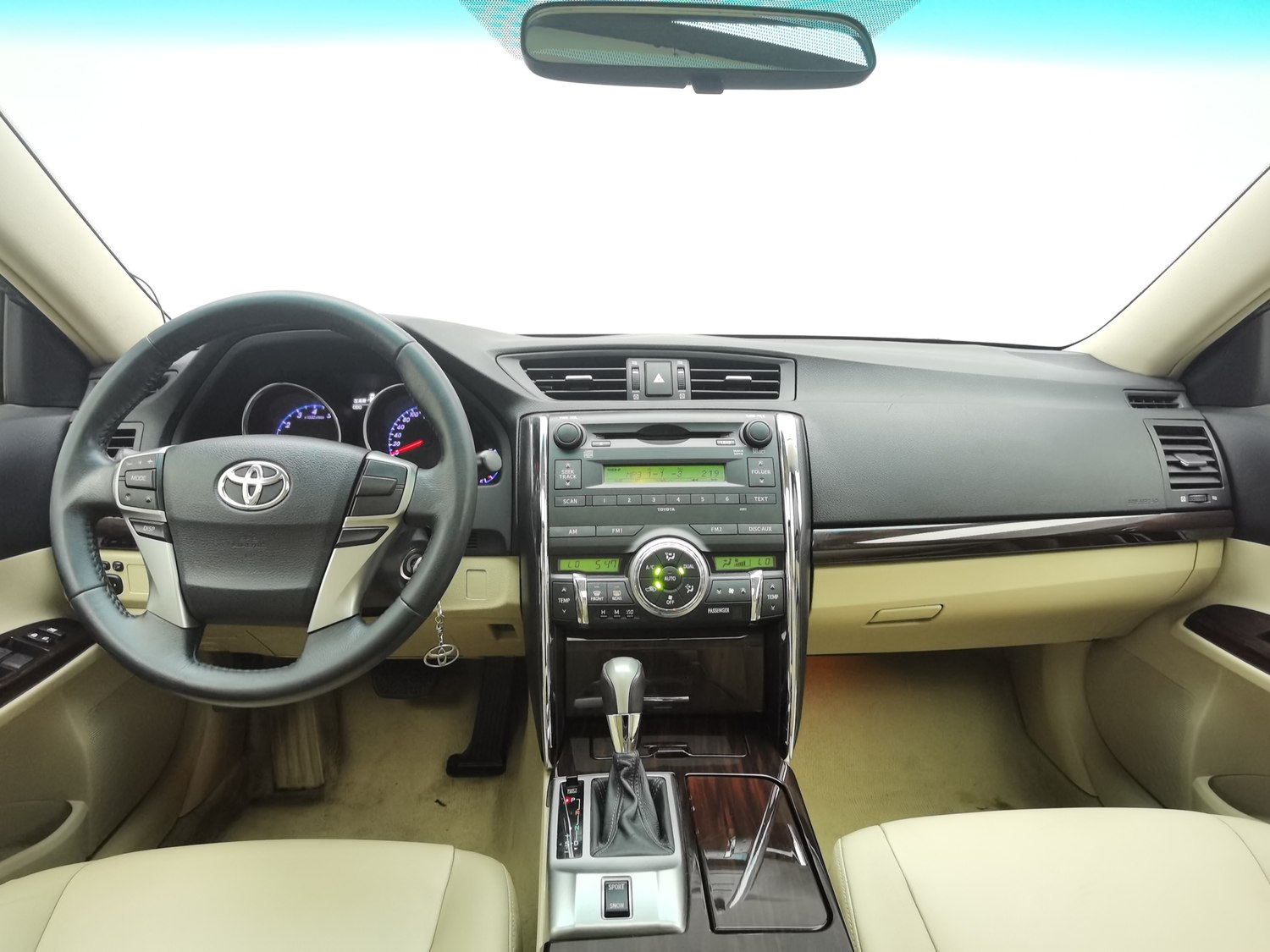 Used Toyota Reiz 2010 2.5 AT