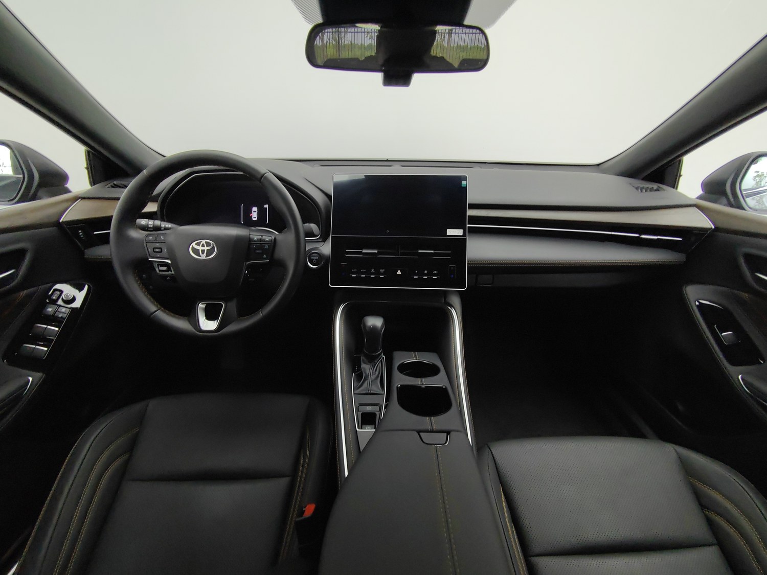 Used Toyota Avalon 2024 2.0 AT