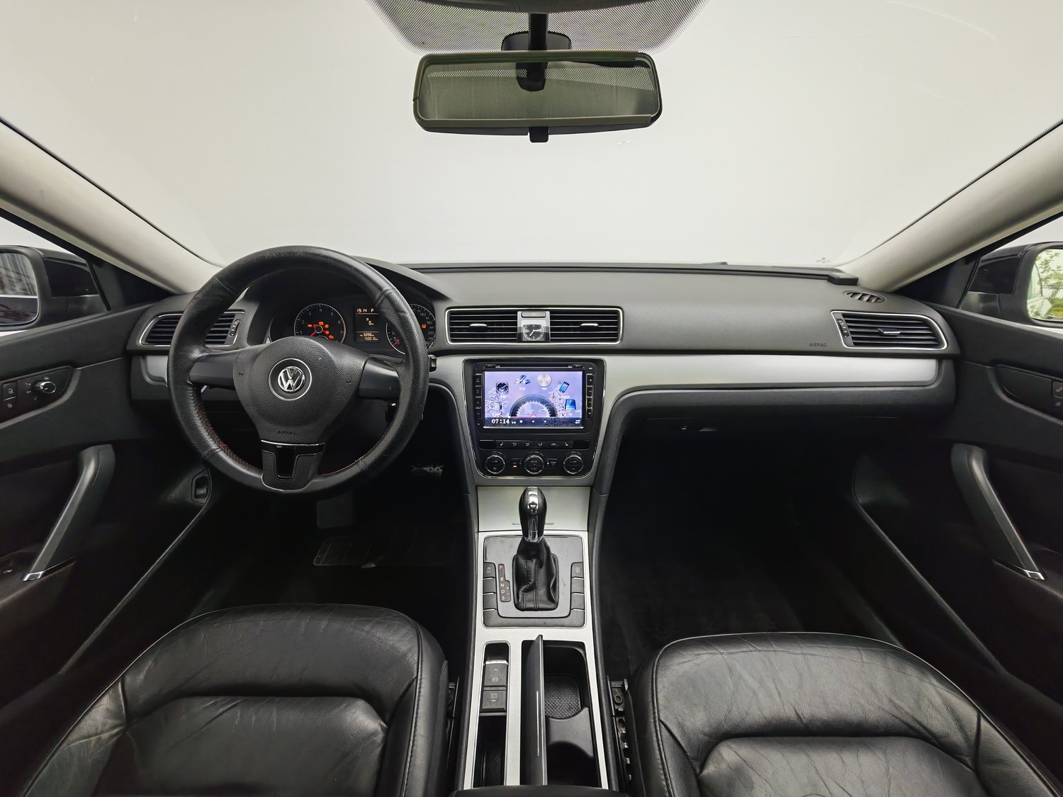 Volkswagen Passat 2014 1.8 automático usado
