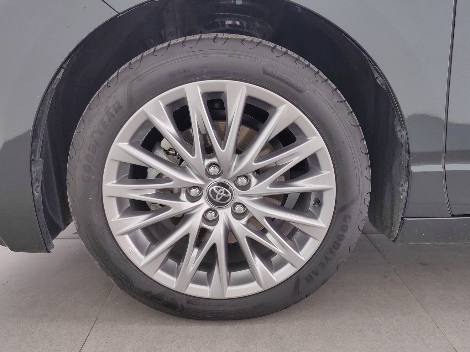 Used Toyota Avalon 2024 2.0 AT