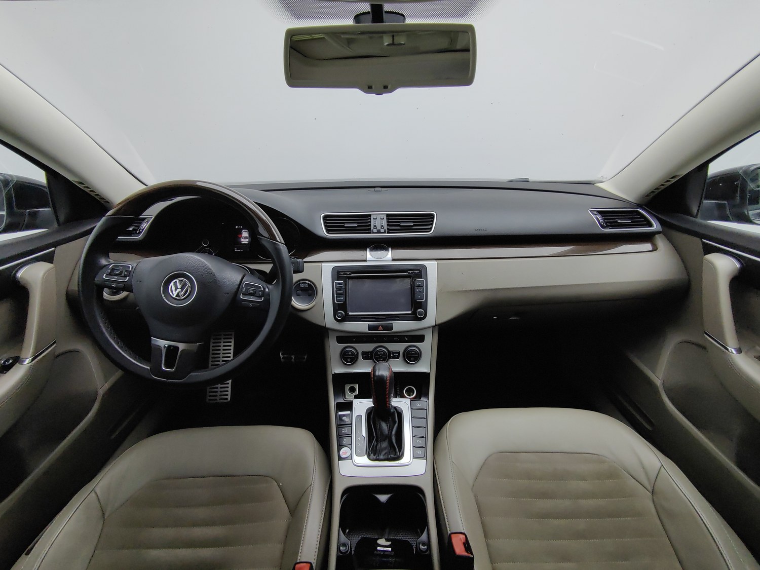 Used Volkswagen Magotan 2015 2.0 AT