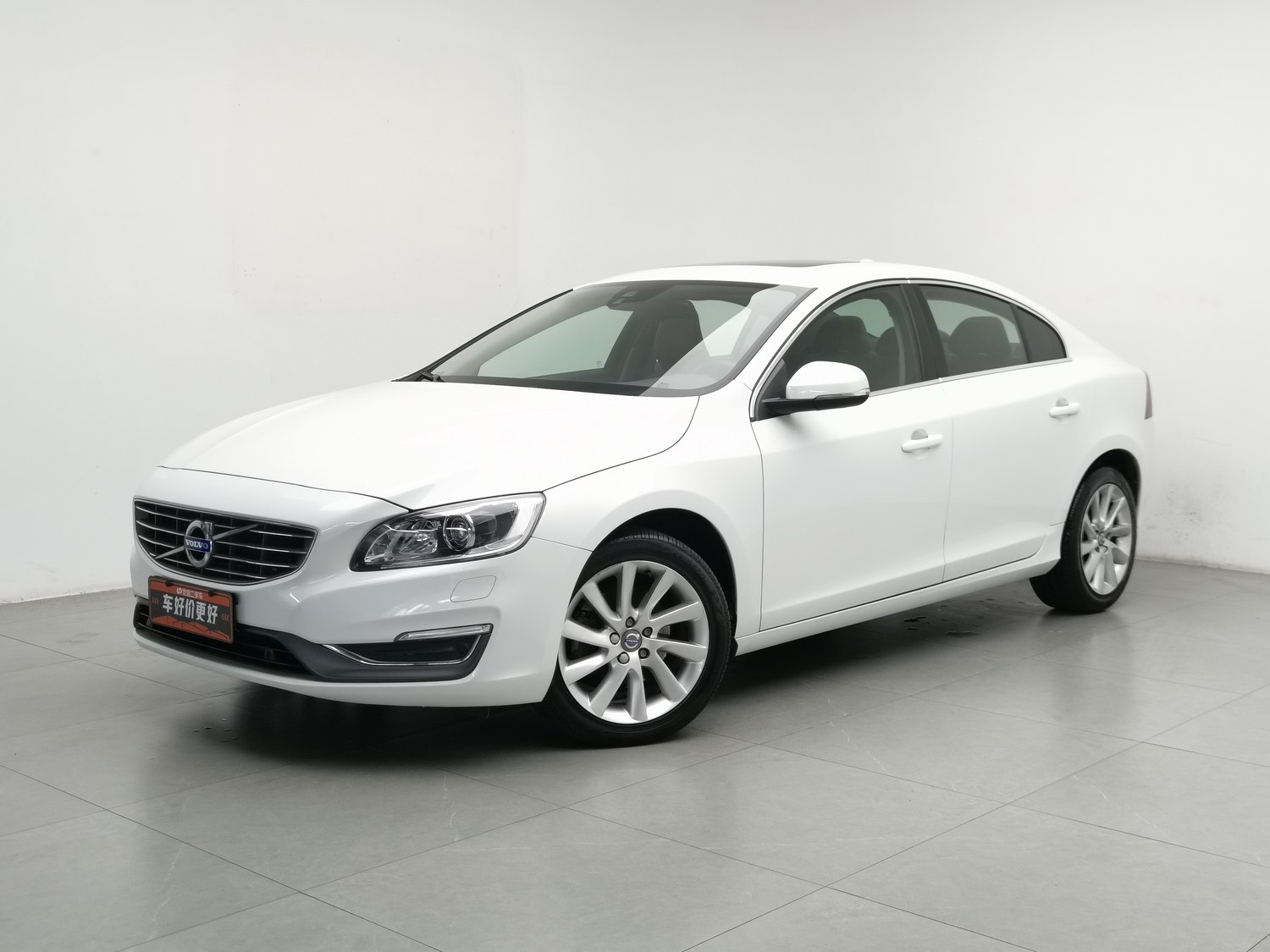Used Volvo S60 2016 2.0 AT