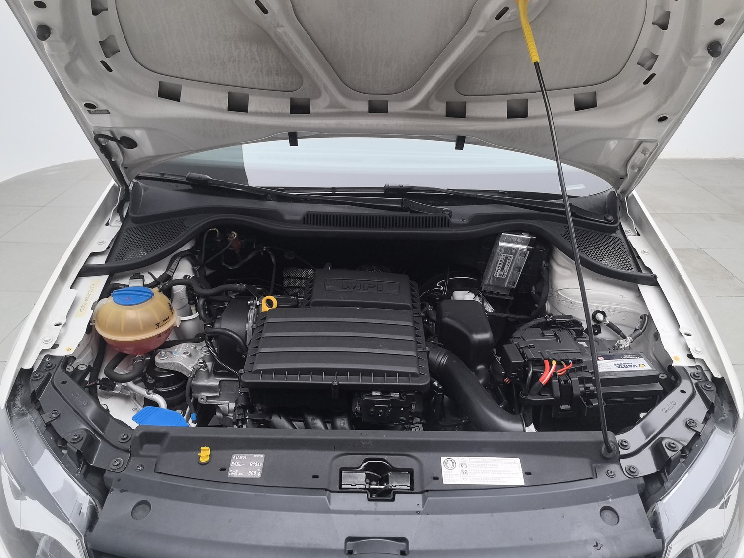 Used Volkswagen Polo 2016 1.4 AT
