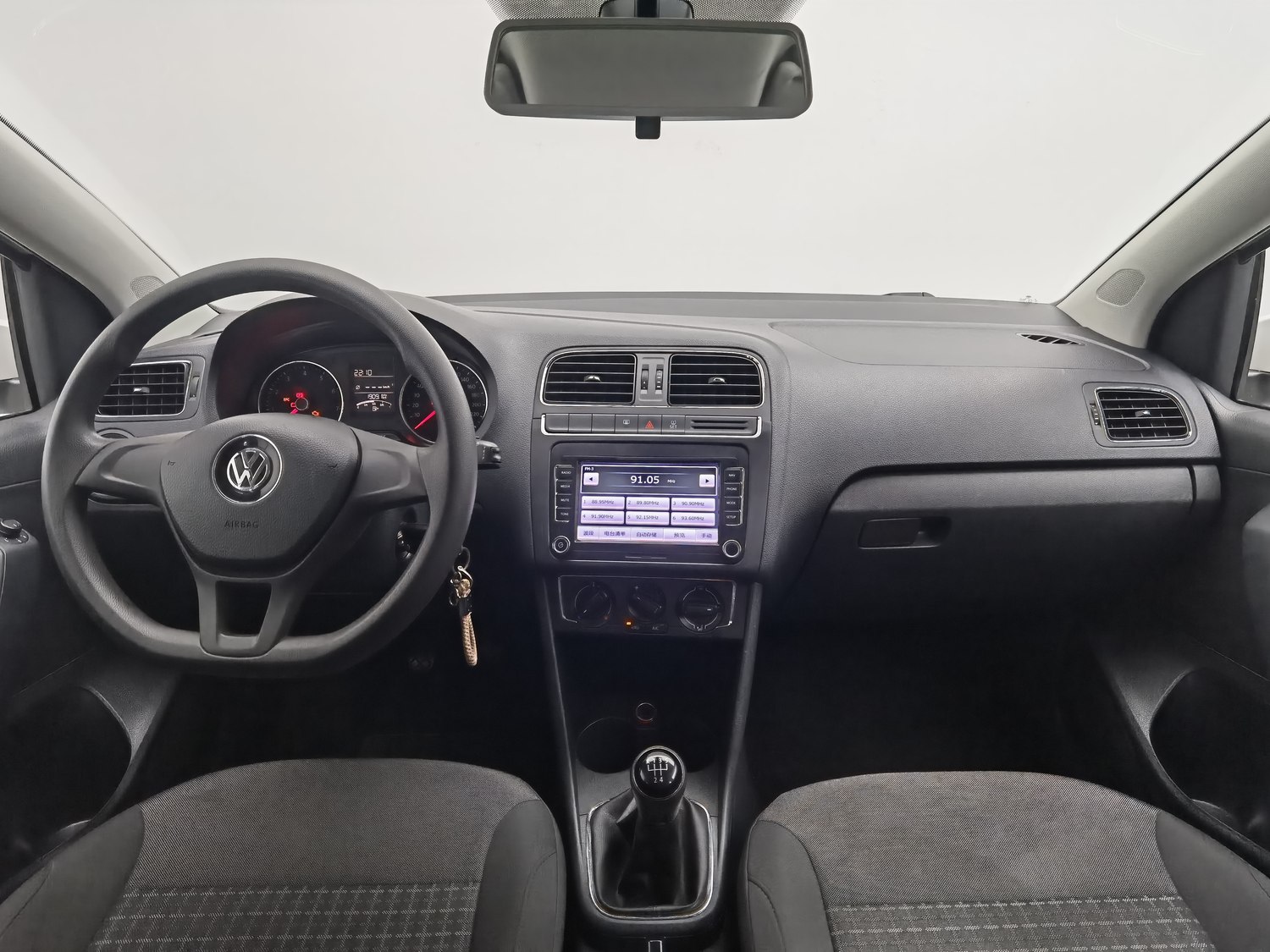 Used Volkswagen Polo 2014 1.6 MT