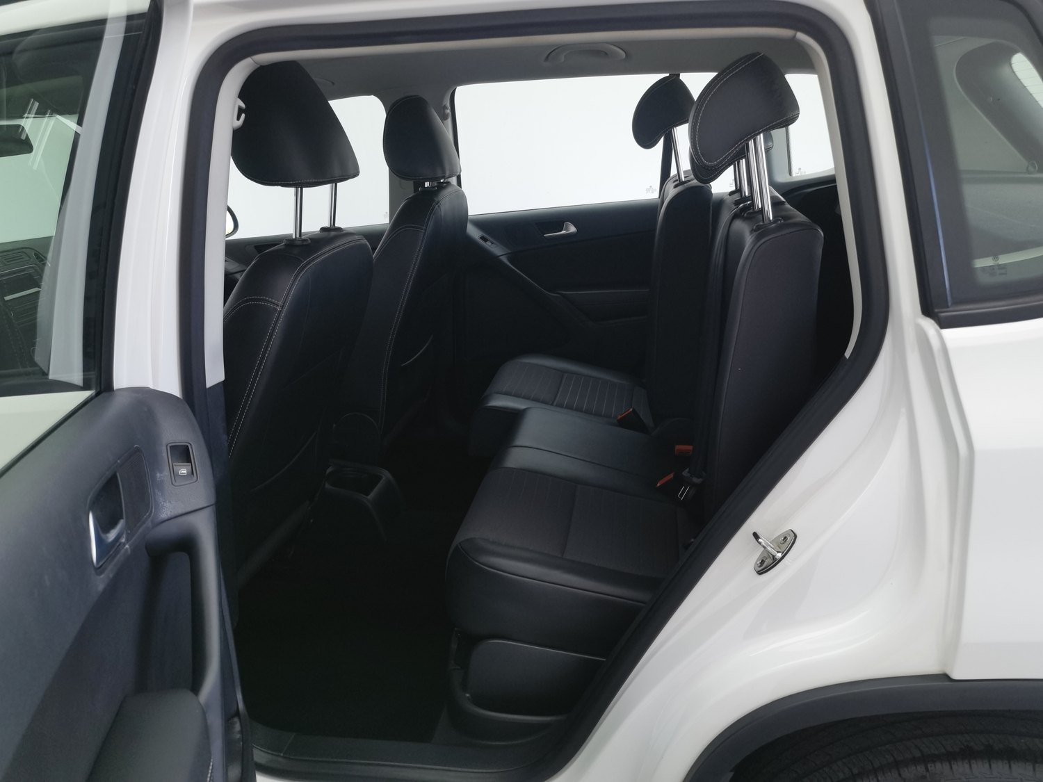 Volkswagen Tiguan 2016 1.8 AT d'occasion