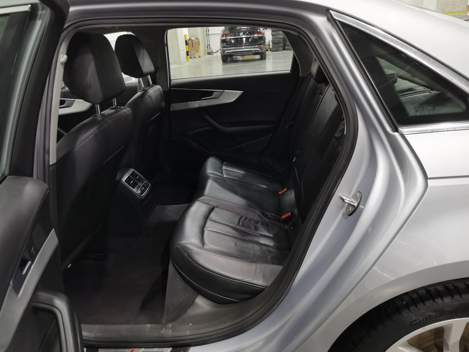 Audi A4L 2.0 AT d'occasion (2018)