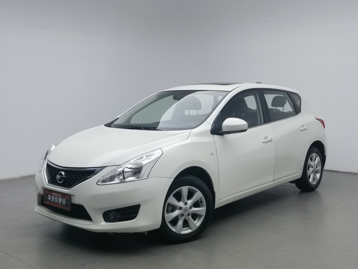 Used Nissan Tiida 2014 1.6 AT