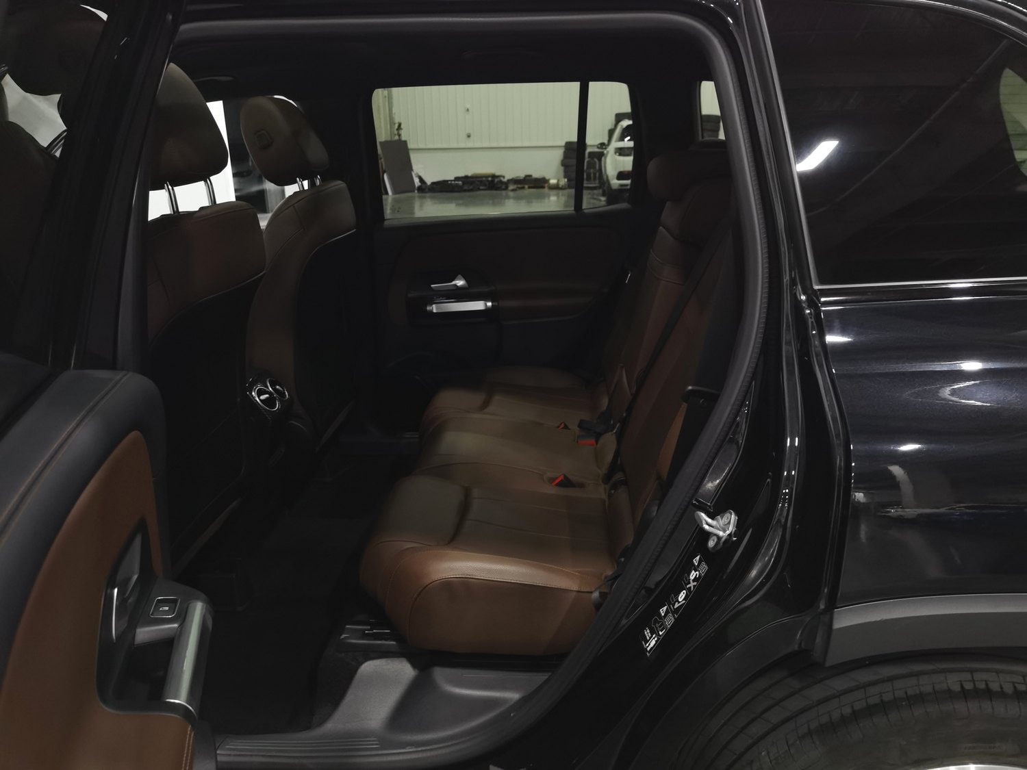 Used Mercedes-Benz GLB 2023 2.0 AT