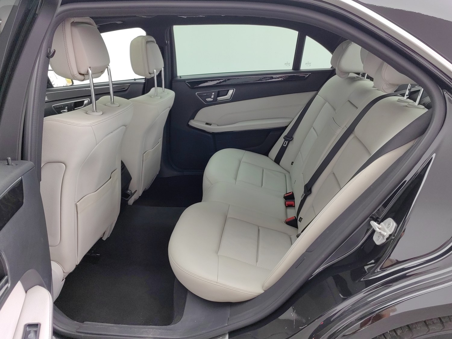 Used Mercedes-Benz E-Class 2014 1.8 AT