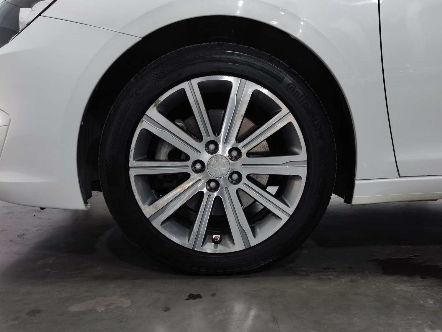 Used Peugeot 408 2016 1.6 AT