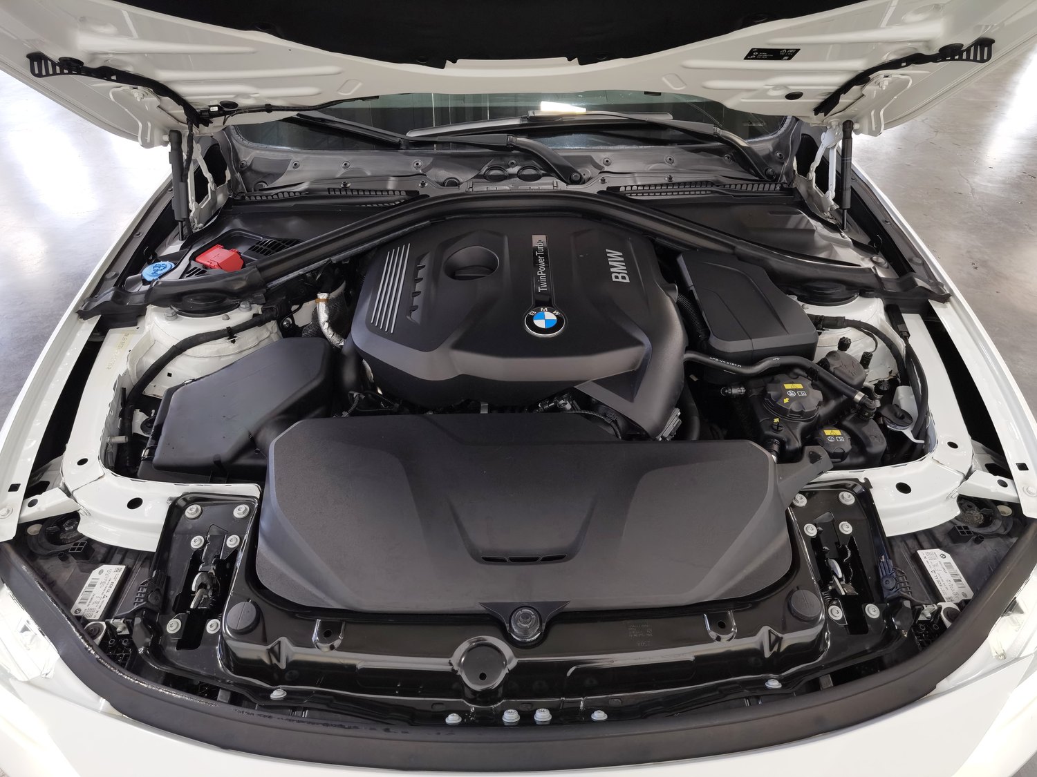 Used BMW THE3 2019 2.0 AT