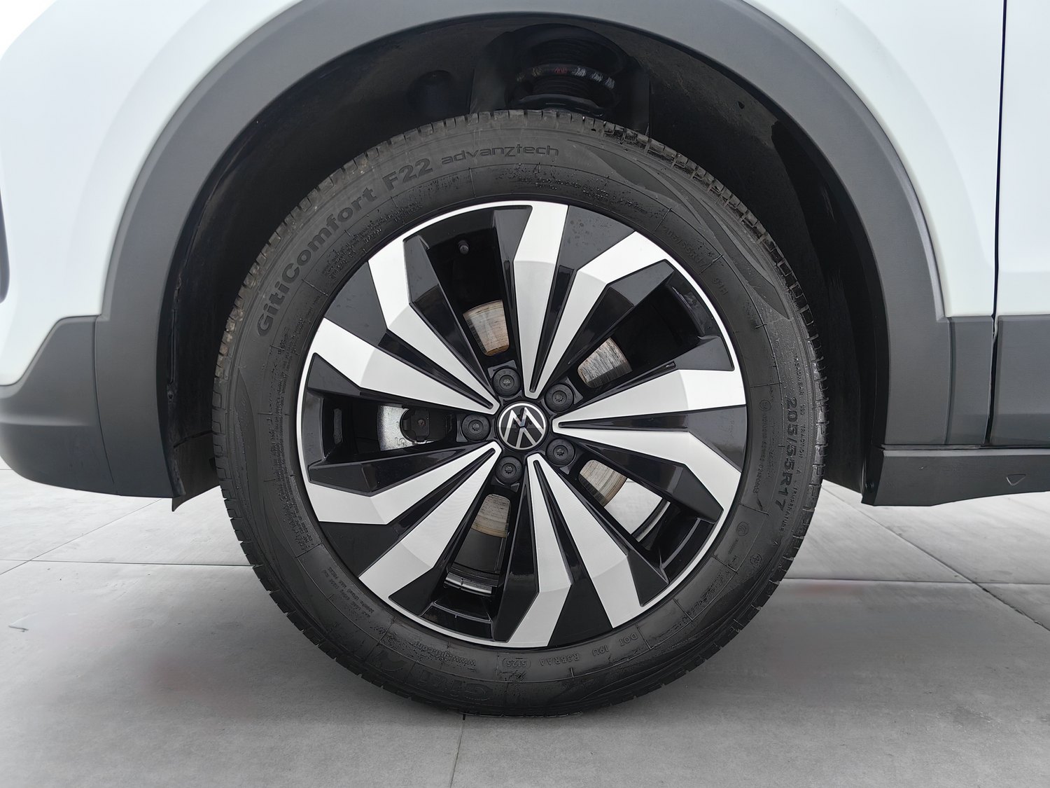 Used Volkswagen Tharu 2026 1.5 AT