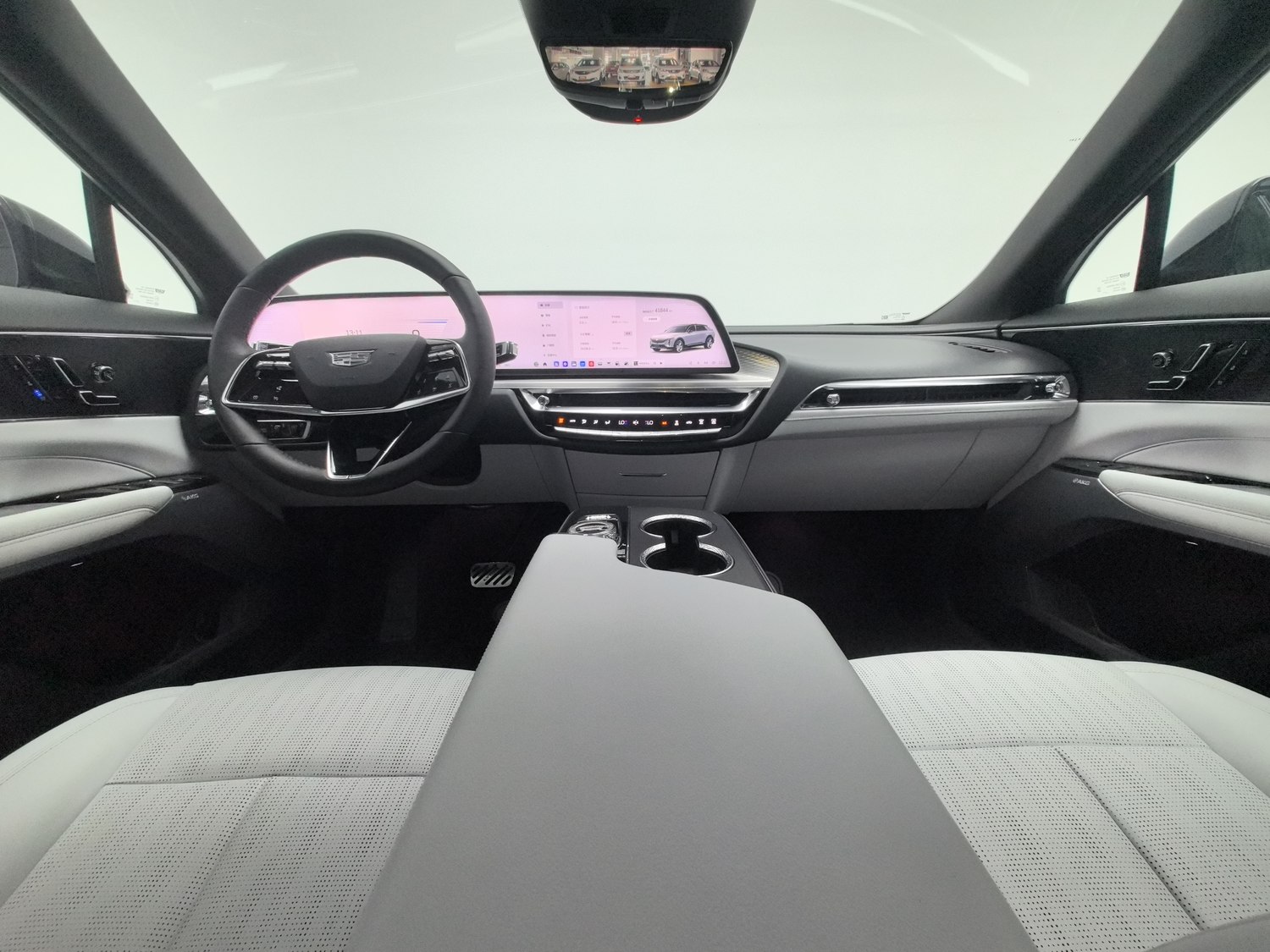 Used Cadillac IQ Lyriq 2024