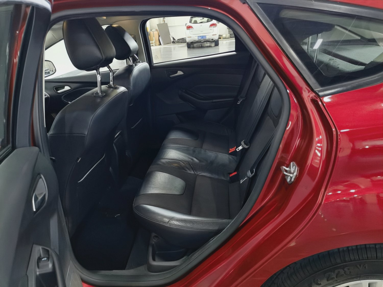 Used Ford Focus 2012 1.6 AT